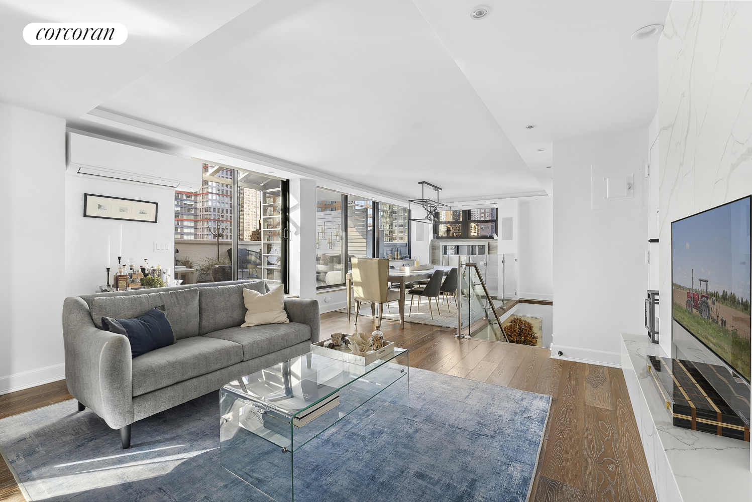 #1 photo, 224 E 52ND Street, Turtle Bay , NY 10022