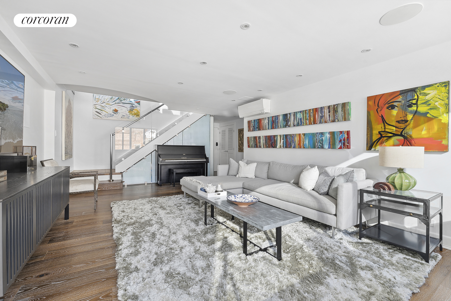 #7 photo, 224 E 52ND Street, Turtle Bay , NY 10022