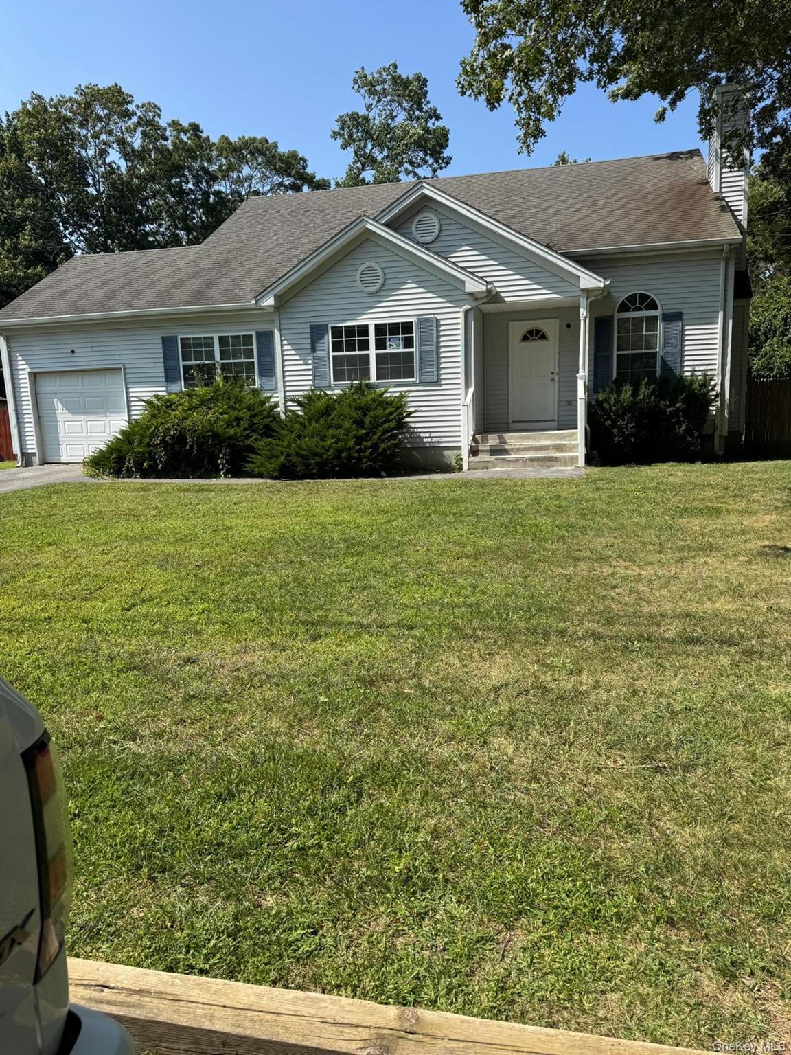 #1 photo, 11 Sagewood Drive, सफ़ोक काउंटी Shirley , NY 11967