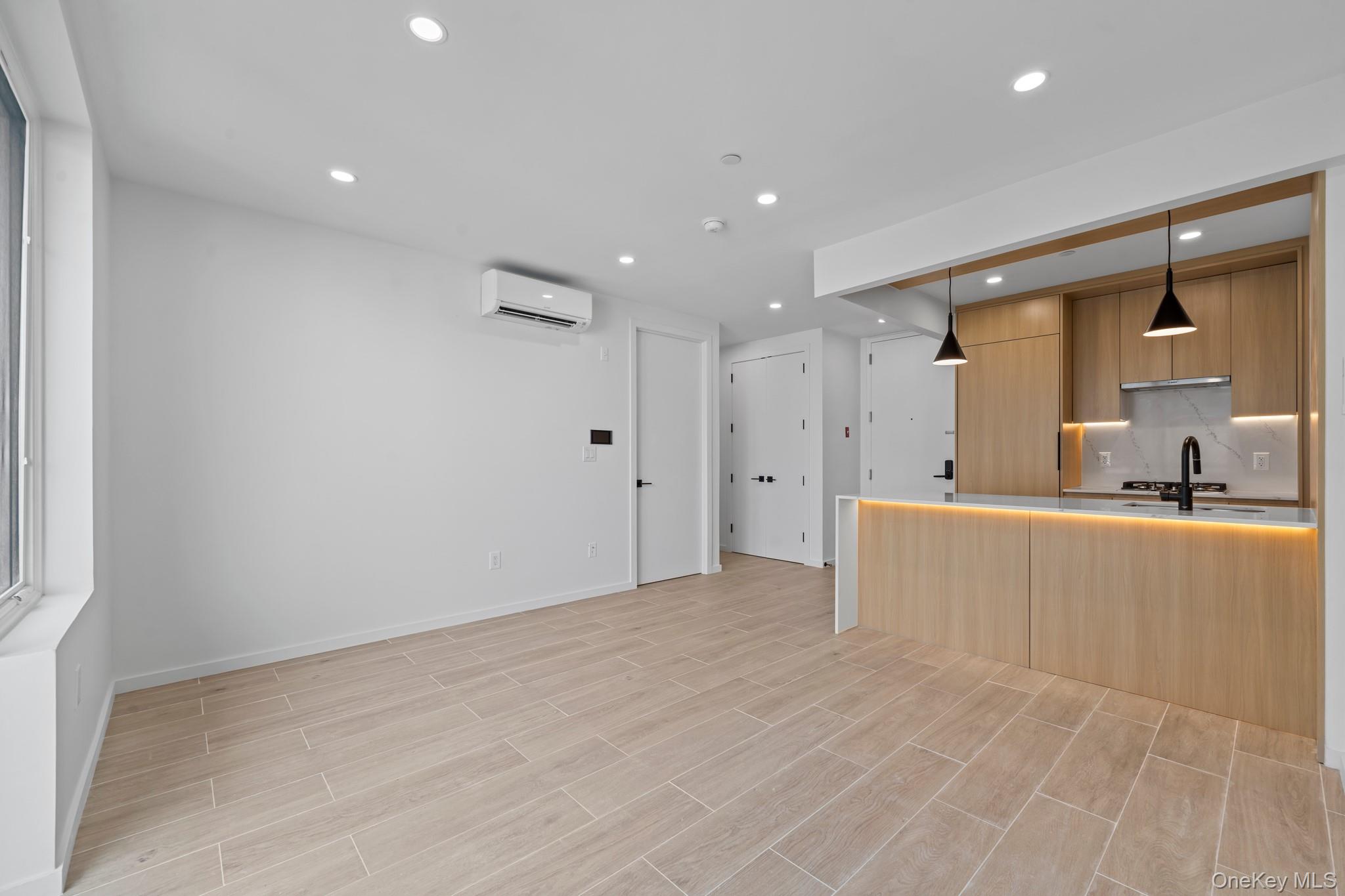 #17 photo, 366 Harman Street, ブルックリン区 Brooklyn , NY 11237