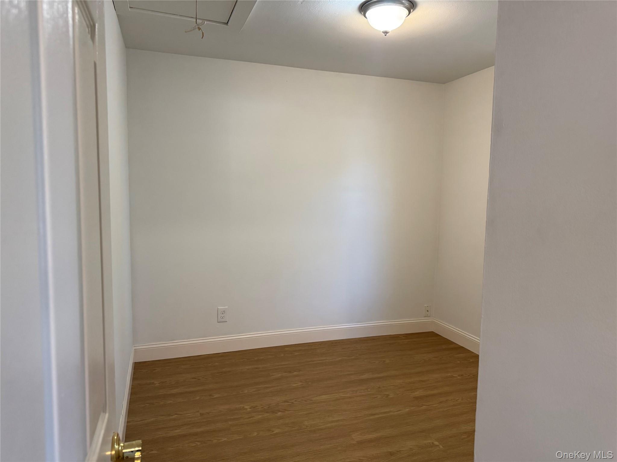 #3 photo, 36 Edgewater Drive, サフォーク郡 Mastic Beach , NY 11951