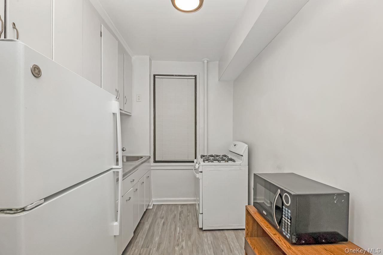 #17 photo, 9850 63rd Drive, Rego Park , NY 11374