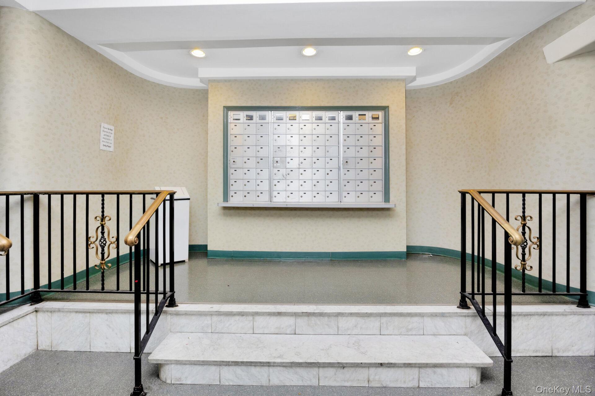 #6 photo, 9850 63rd Drive, クイーンズ区 Rego Park , NY 11374