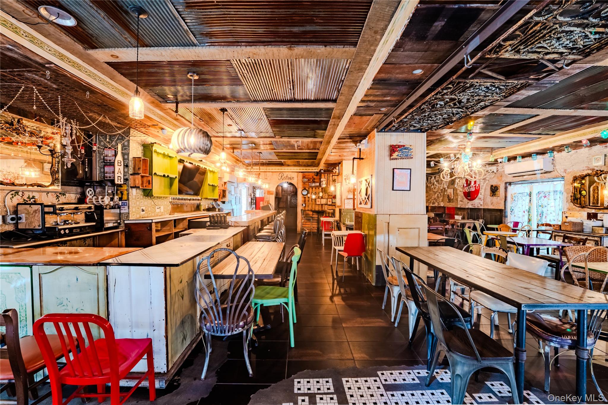 #2 photo, 37-11 /13 30th Avenue, クイーンズ区 Astoria , NY 11103