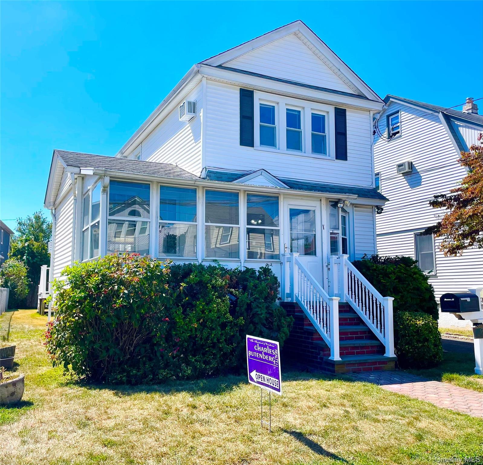 #1 photo, 369 Hewlett Parkway, ナッソー郡 Hewlett , NY 11557