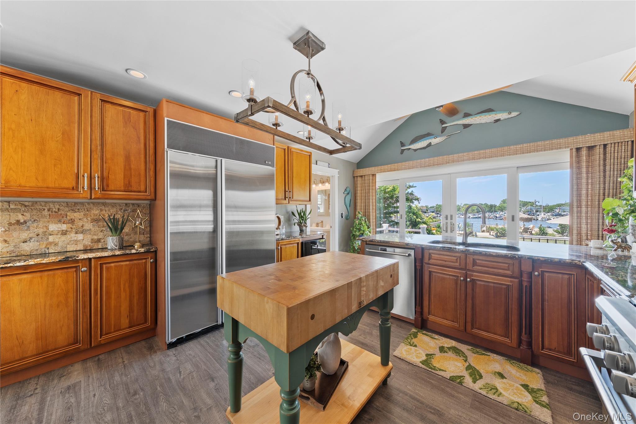 #15 photo, 234 W Islip Road, West Islip , NY 11795