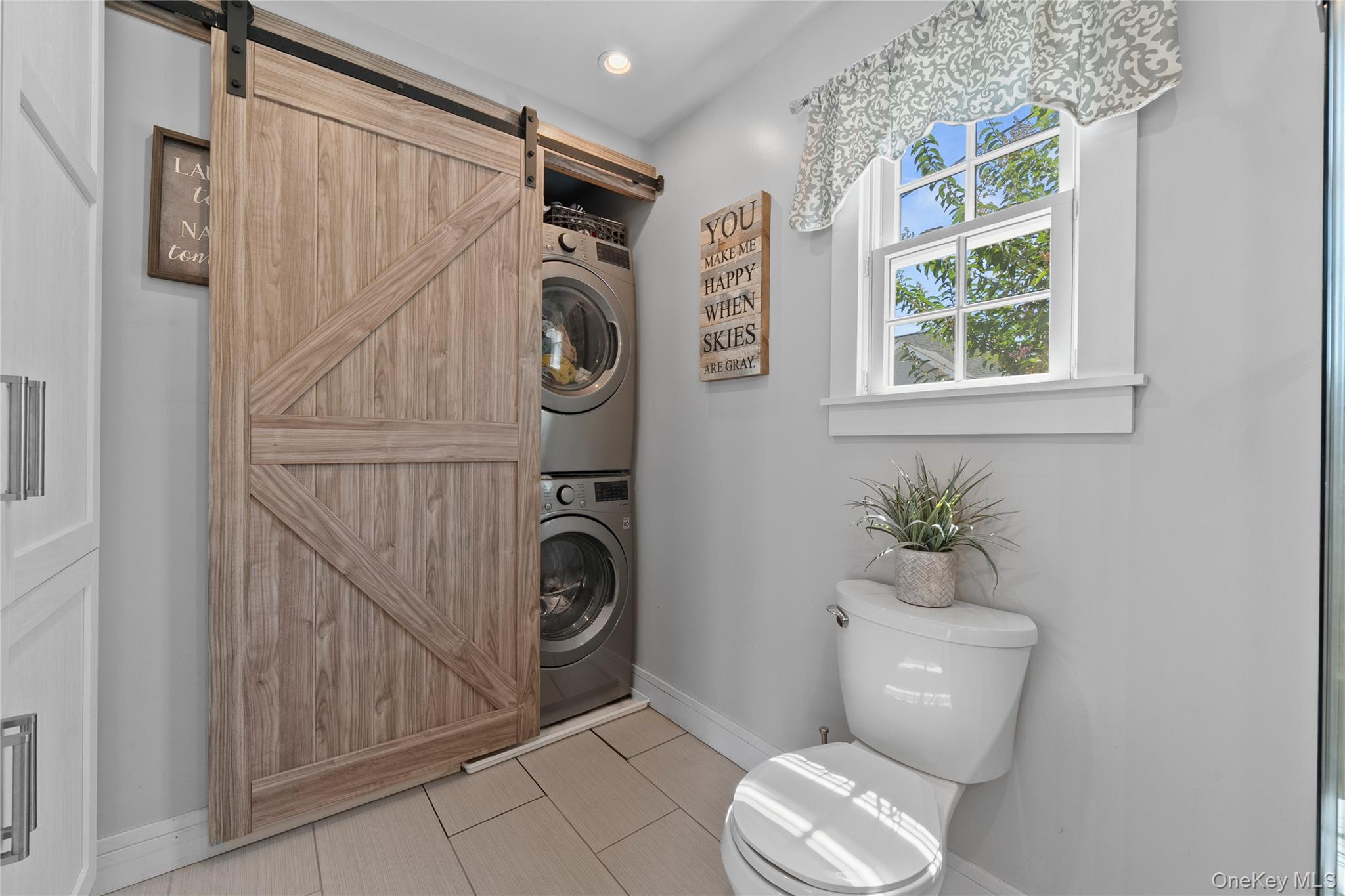 #18 photo, 234 W Islip Road, West Islip , NY 11795