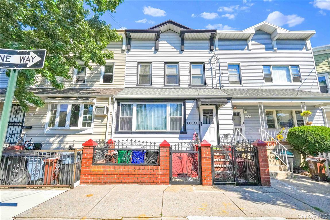 #1 photo, 104-21 92nd Avenue, クイーンズ区 Richmond Hill , NY 11418