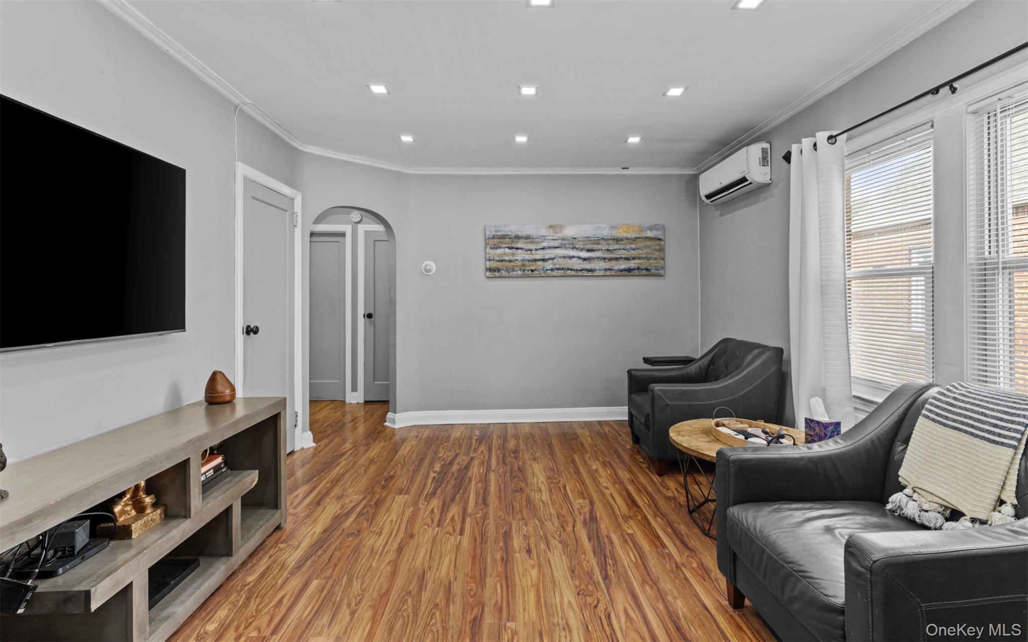 #6 photo, 47 Alden Avenue, नासाउ काउंटी Valley Stream , NY 11580