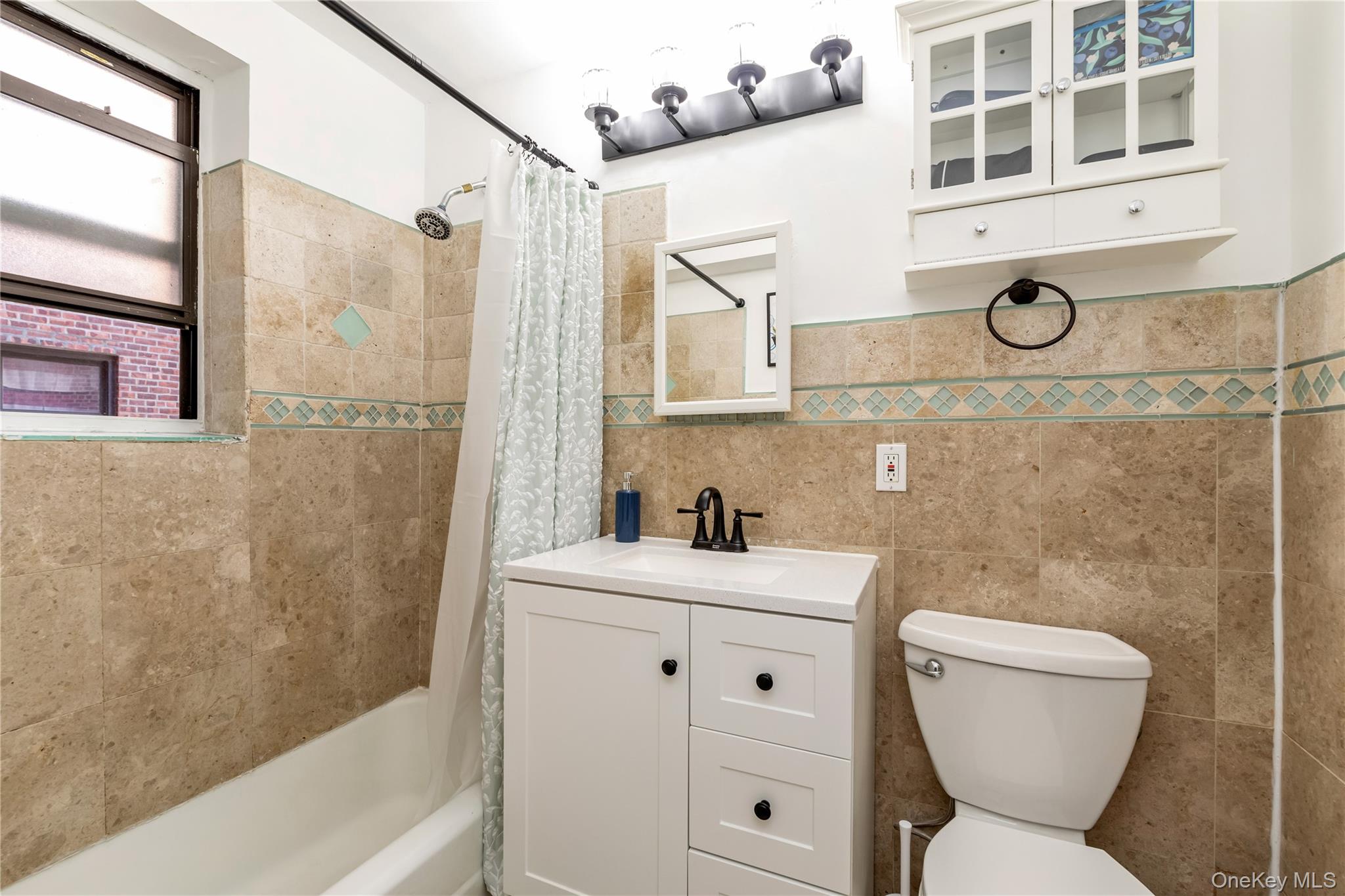 #10 photo, 13111 Kew Gardens Road, クイーンズ区 Kew Gardens , NY 11418