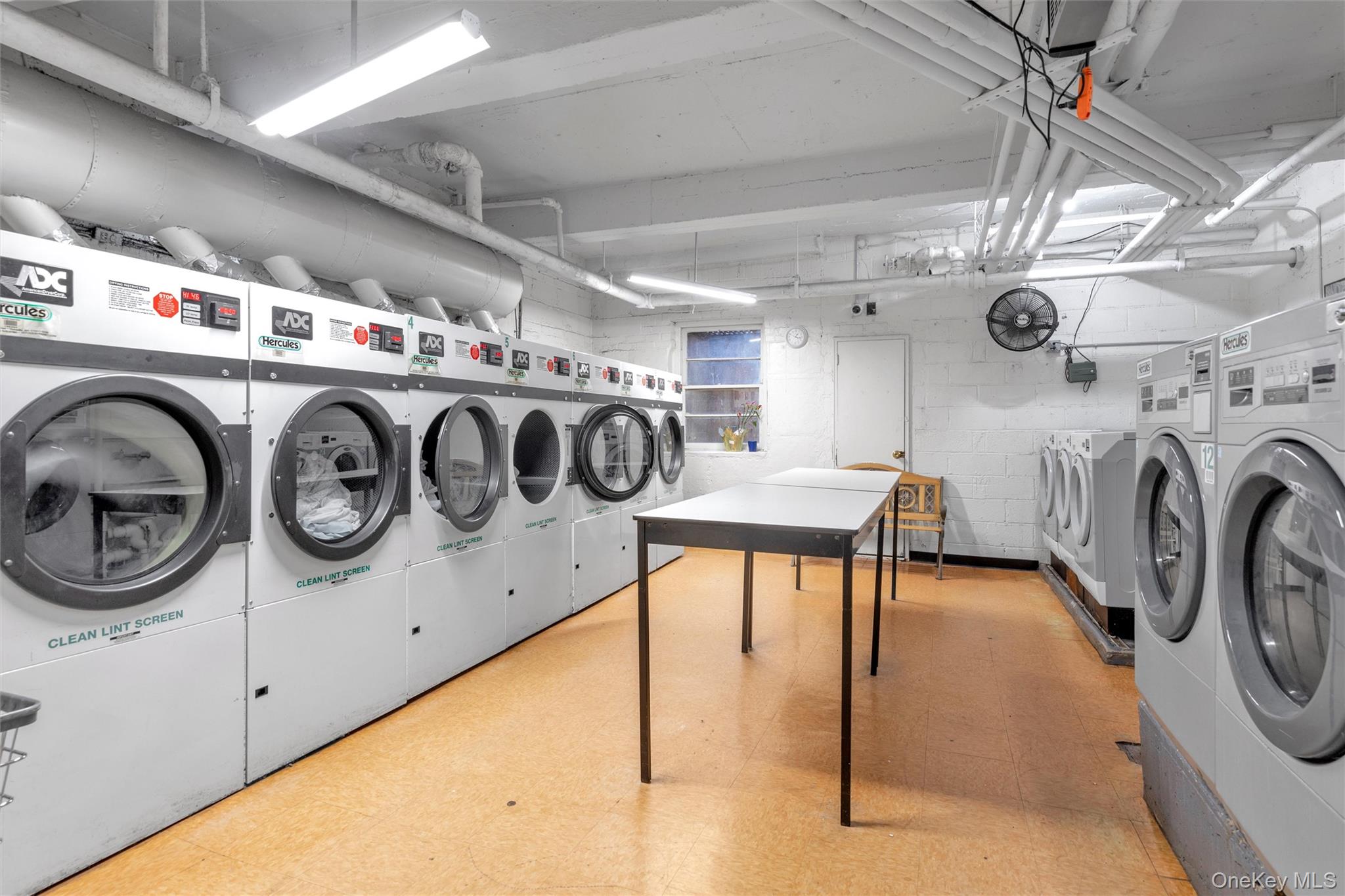 #12 photo, 13111 Kew Gardens Road, クイーンズ区 Kew Gardens , NY 11418