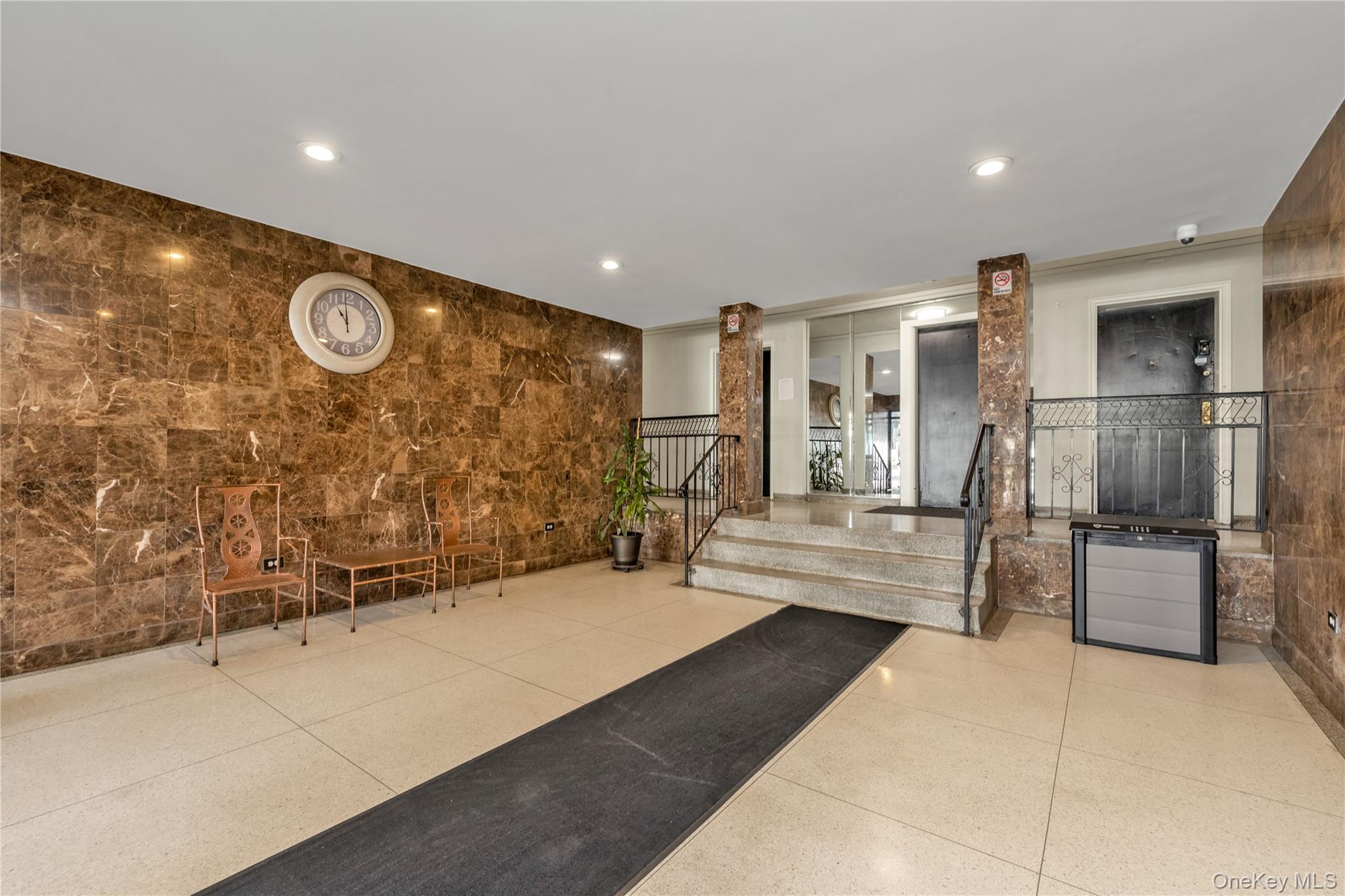 #14 photo, 13111 Kew Gardens Road, クイーンズ区 Kew Gardens , NY 11418