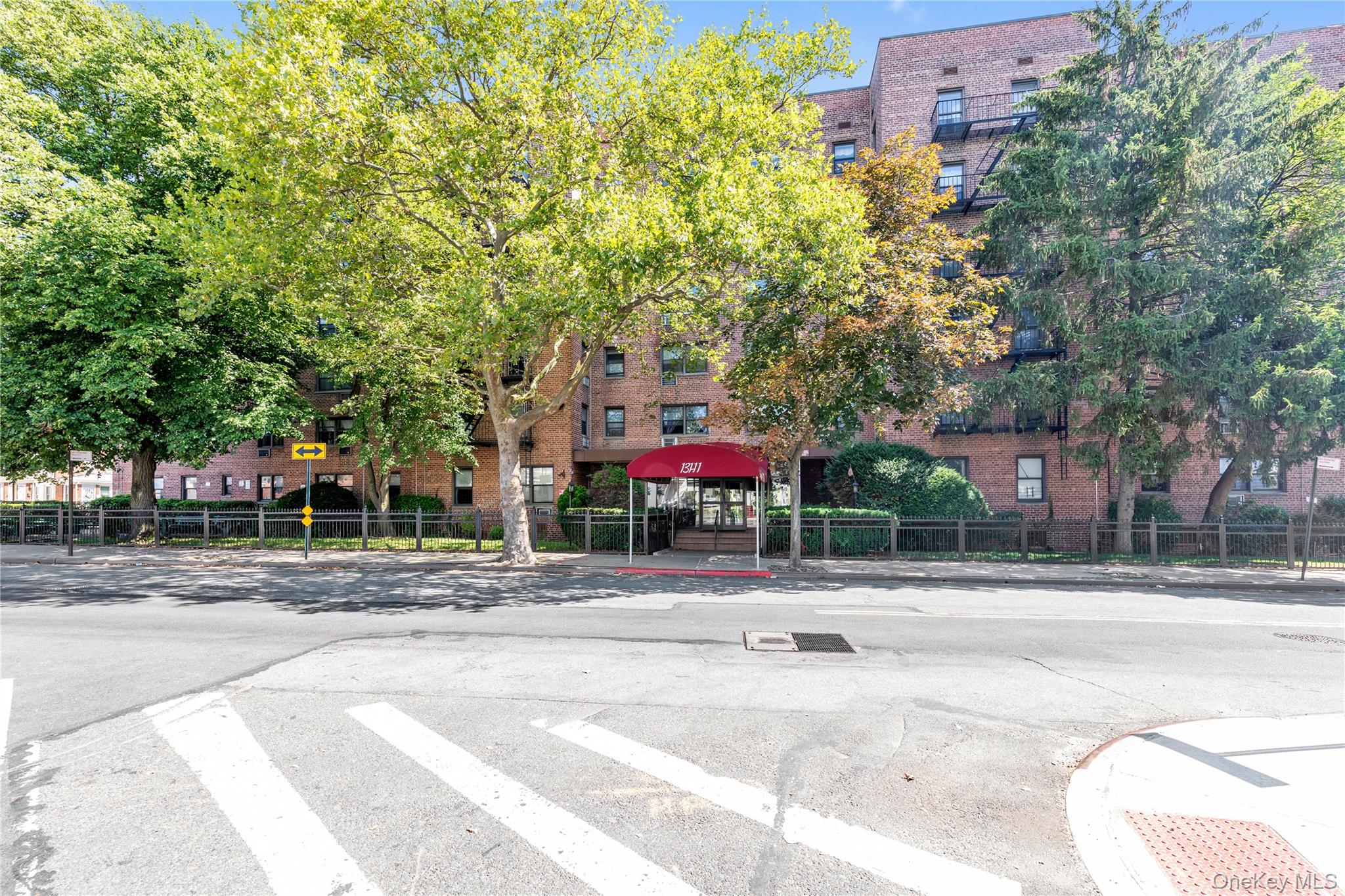 #18 photo, 13111 Kew Gardens Road, クイーンズ区 Kew Gardens , NY 11418