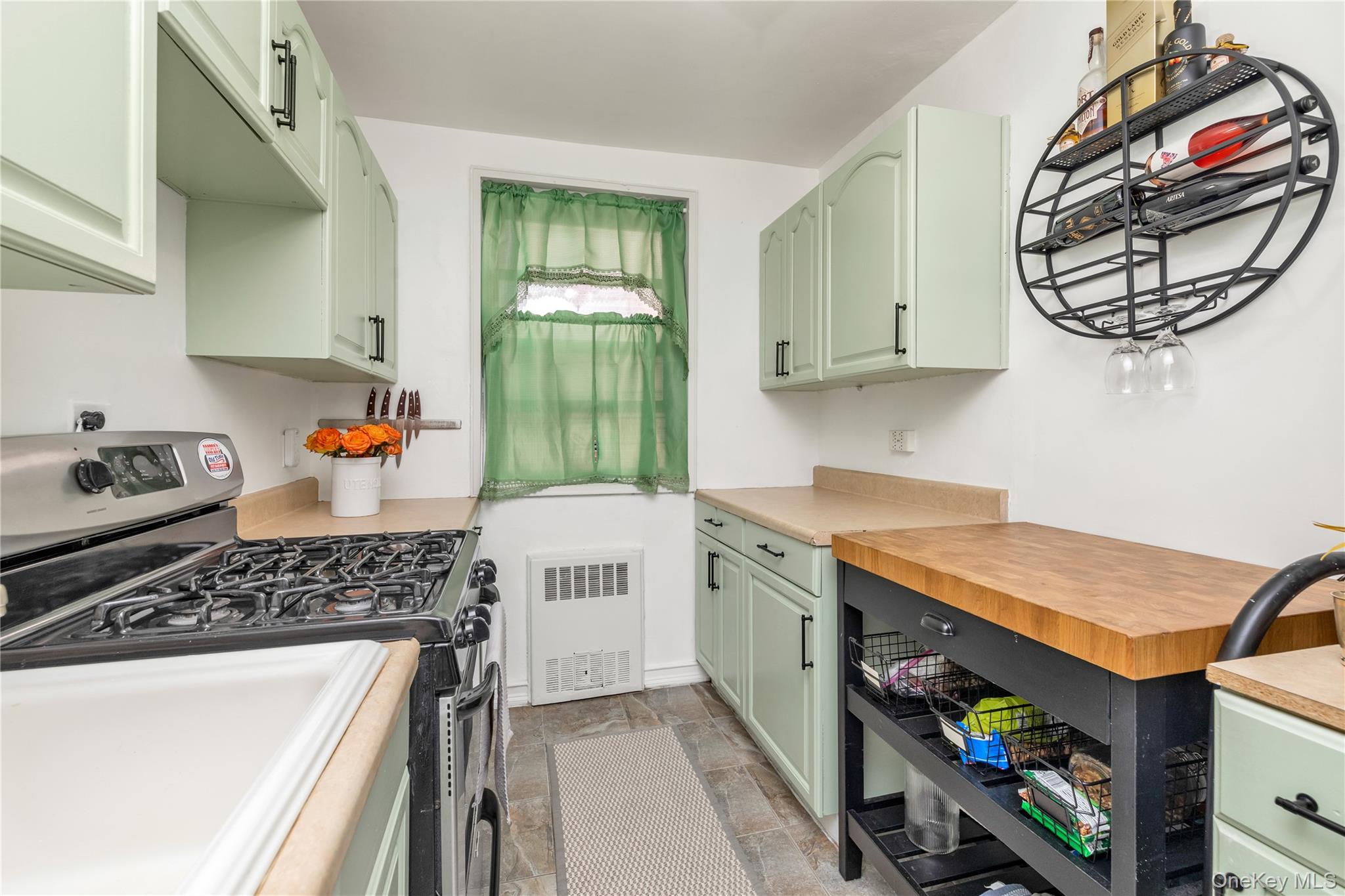 #5 photo, 13111 Kew Gardens Road, クイーンズ区 Kew Gardens , NY 11418