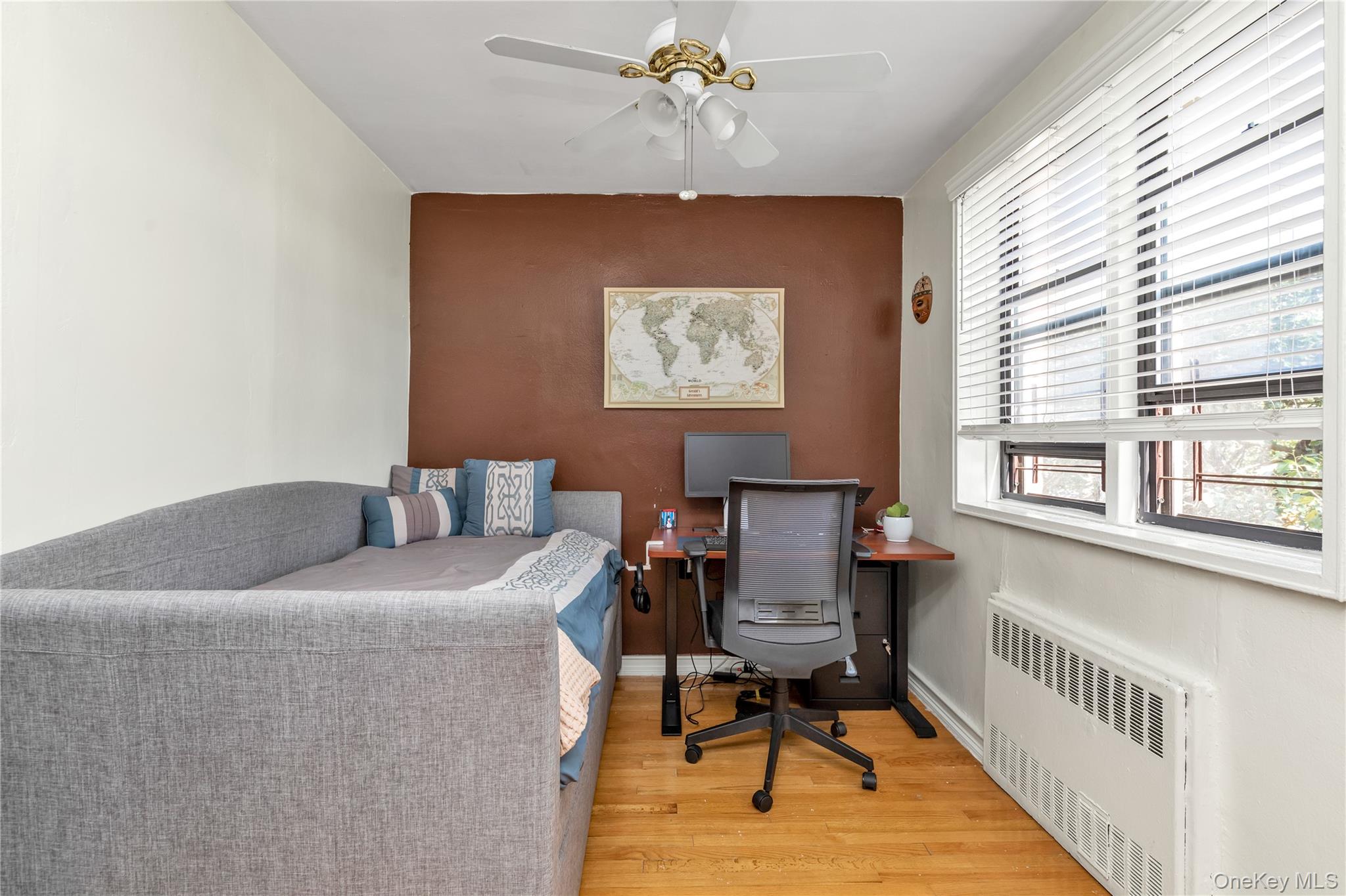 #8 photo, 13111 Kew Gardens Road, クイーンズ区 Kew Gardens , NY 11418