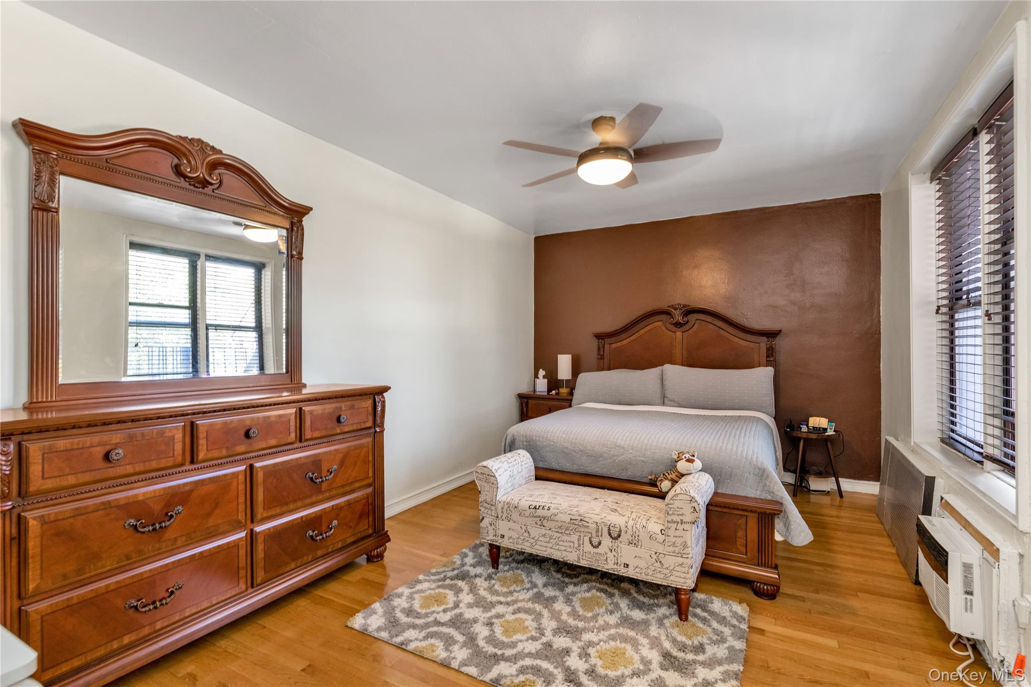 #9 photo, 13111 Kew Gardens Road, クイーンズ区 Kew Gardens , NY 11418