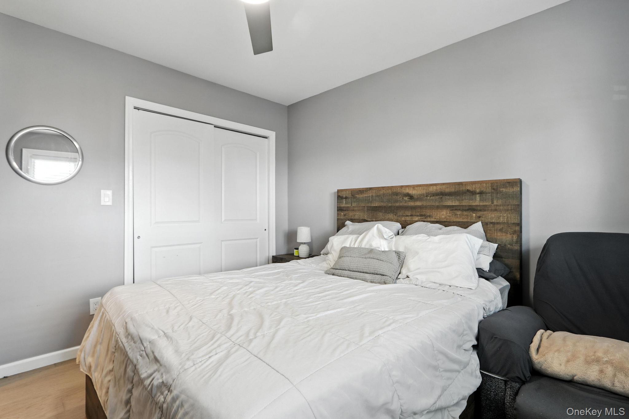 #11 photo, 234-05 133 Avenue, クイーンズ区 Rosedale , NY 11422