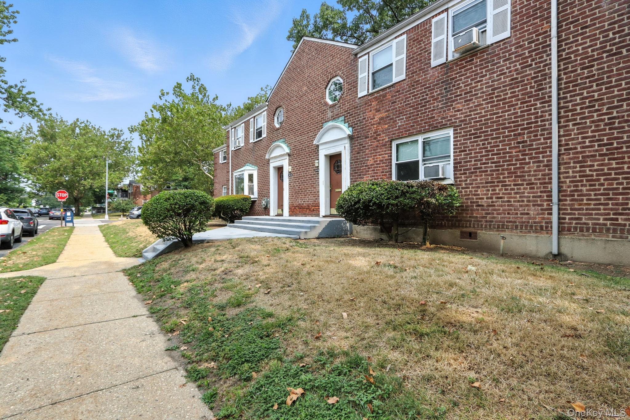 #15 photo, 234-05 133 Avenue, クイーンズ区 Rosedale , NY 11422