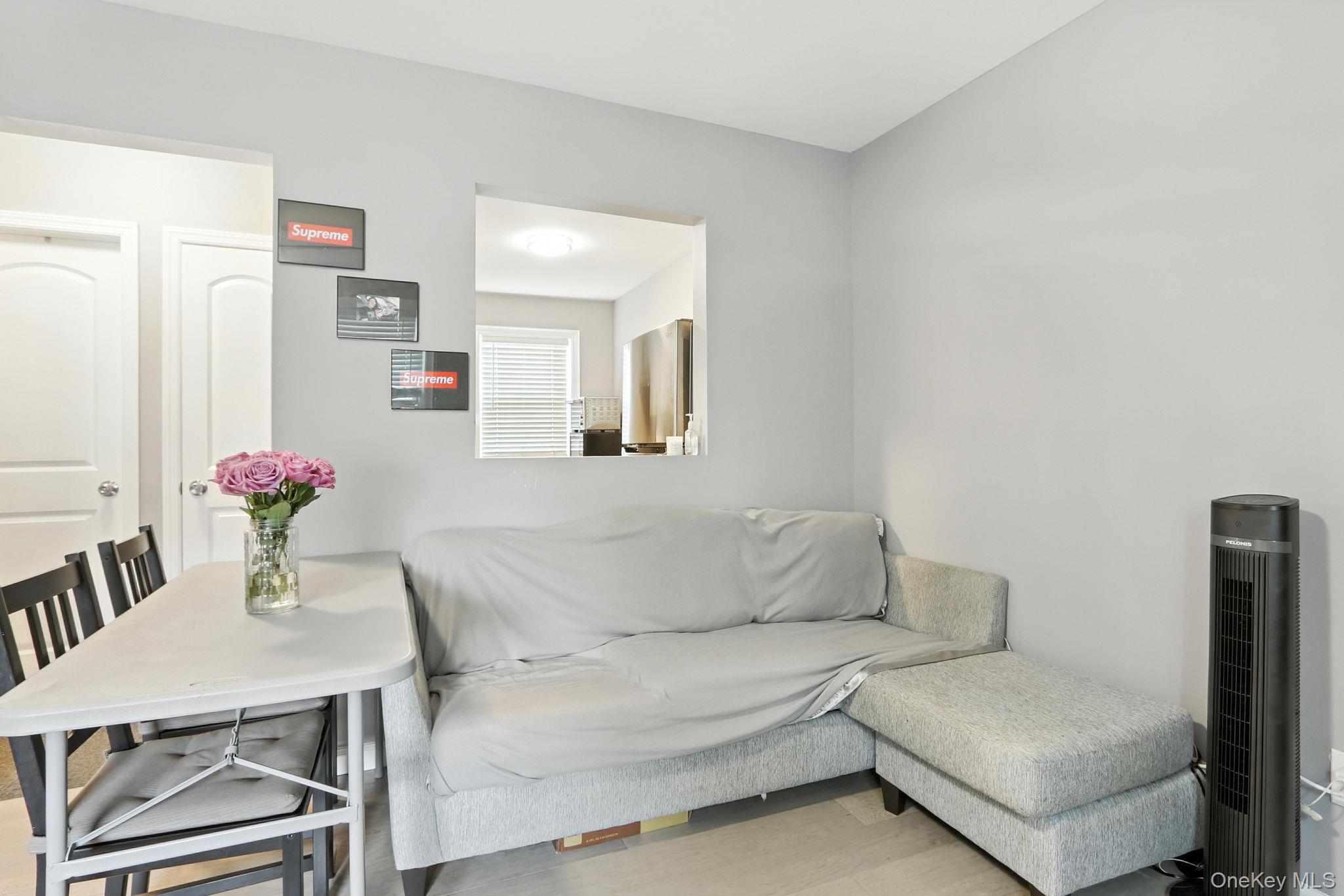 #6 photo, 234-05 133 Avenue, クイーンズ区 Rosedale , NY 11422