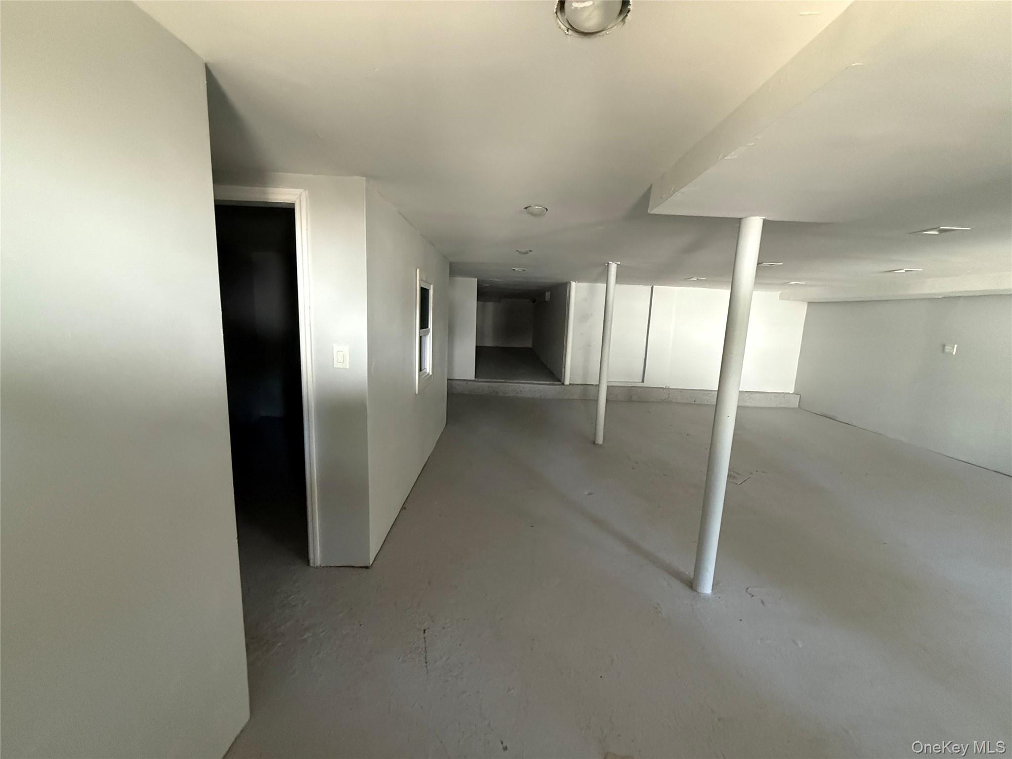 #12 photo, 202 Sparks Avenue, Pelham , NY 10803