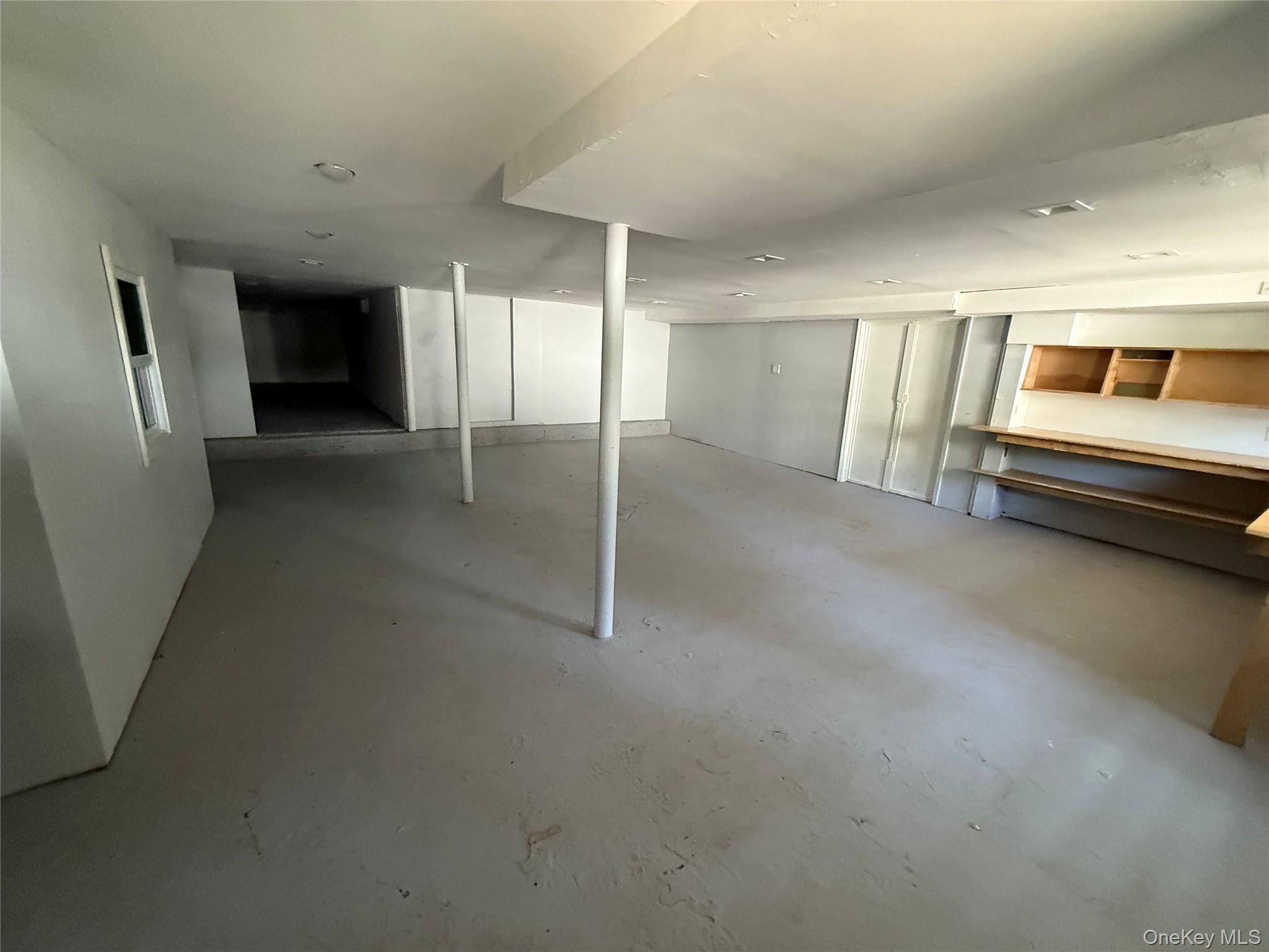 #16 photo, 202 Sparks Avenue, Pelham , NY 10803