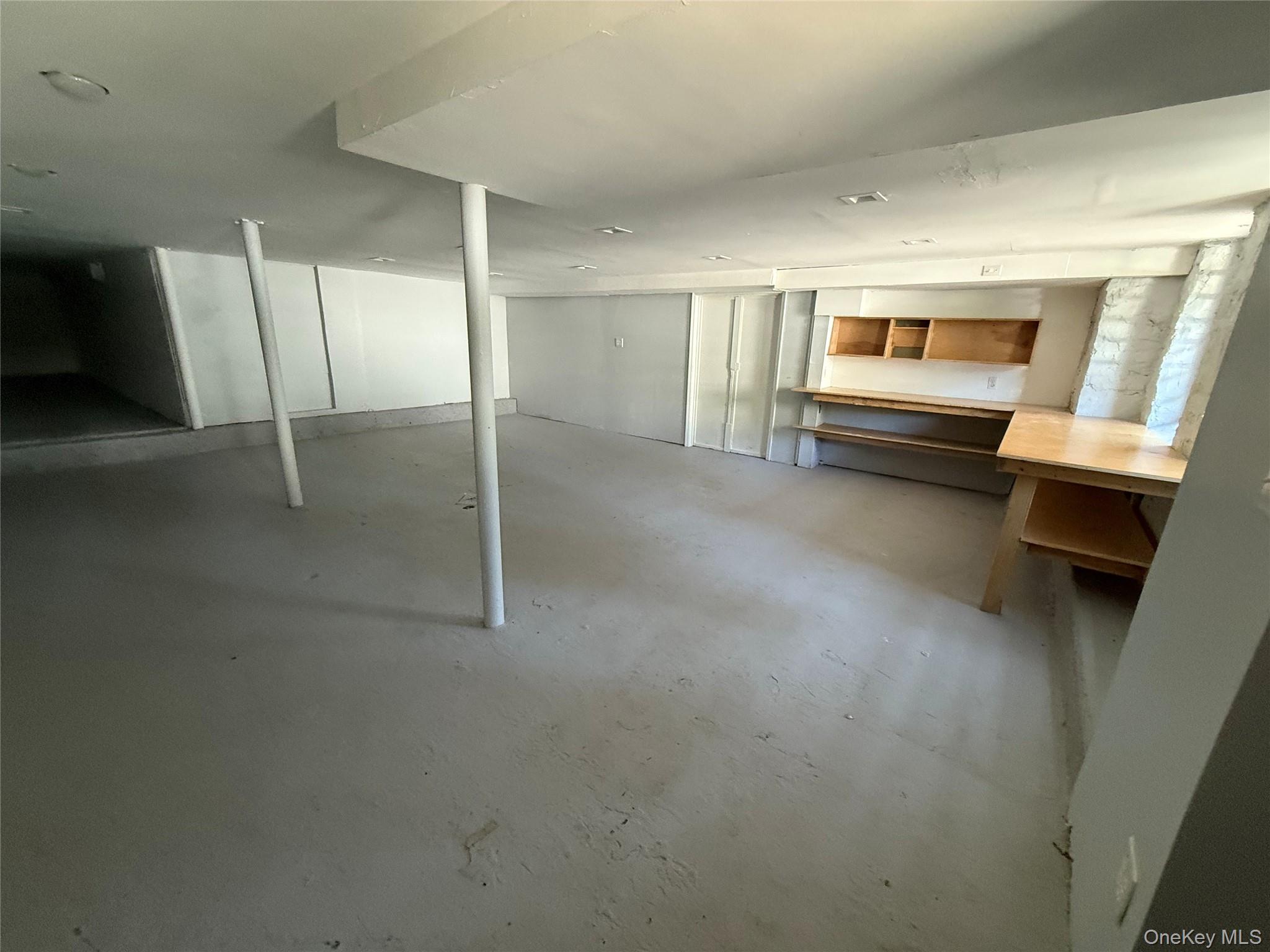 #17 photo, 202 Sparks Avenue, Pelham , NY 10803