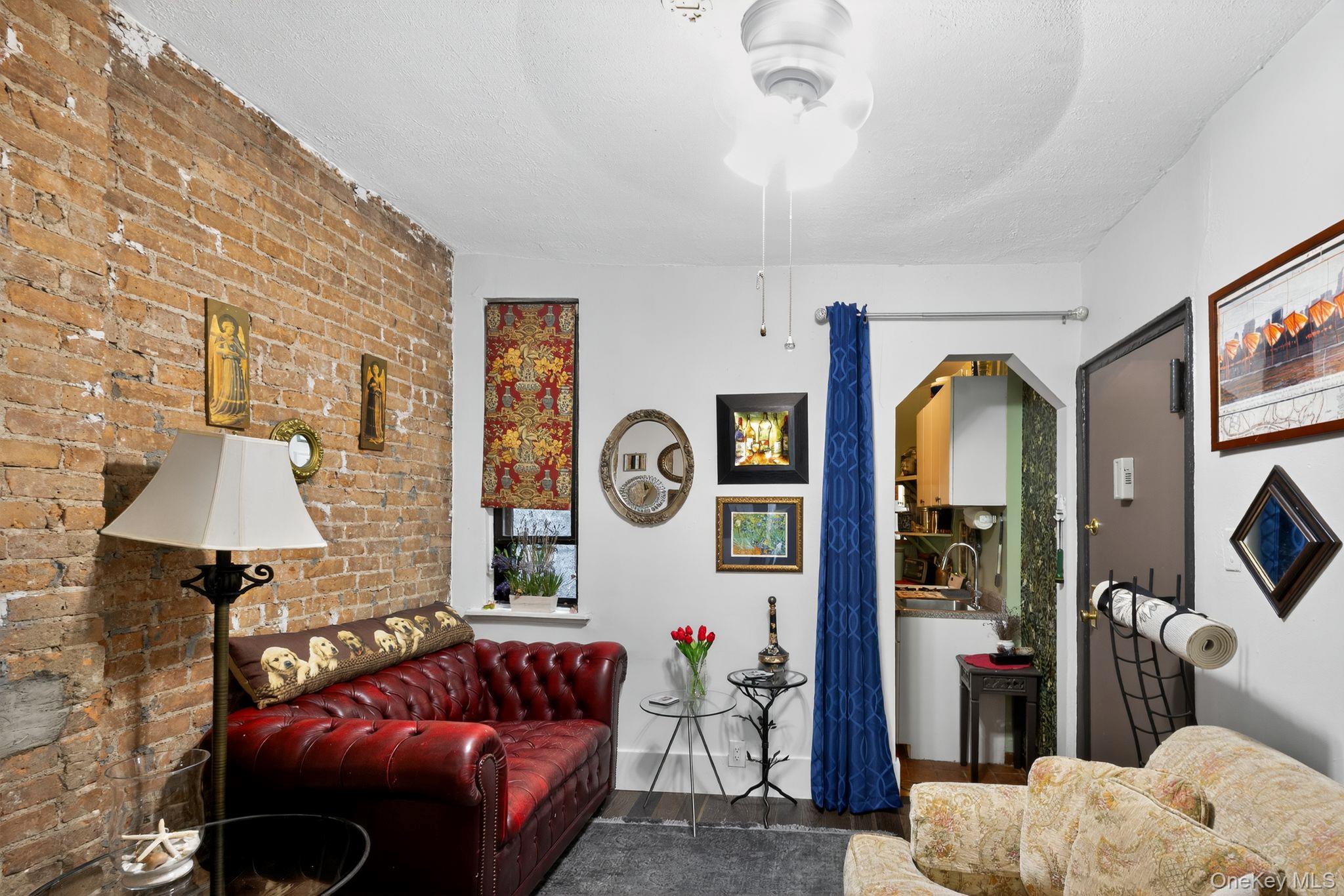 #9 photo, 246 E. 90th Street, マンハッタン New York (Manhattan) , NY 10128