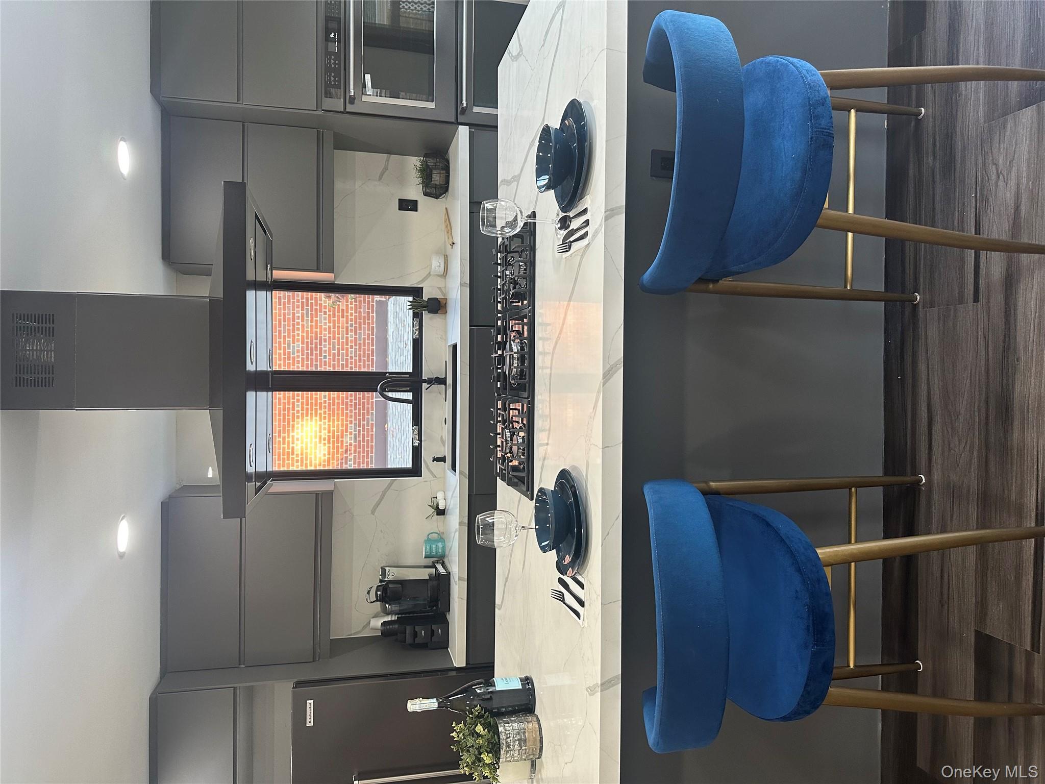 #11 photo, 5918 Delafield Avenue, Bronx , NY 10471