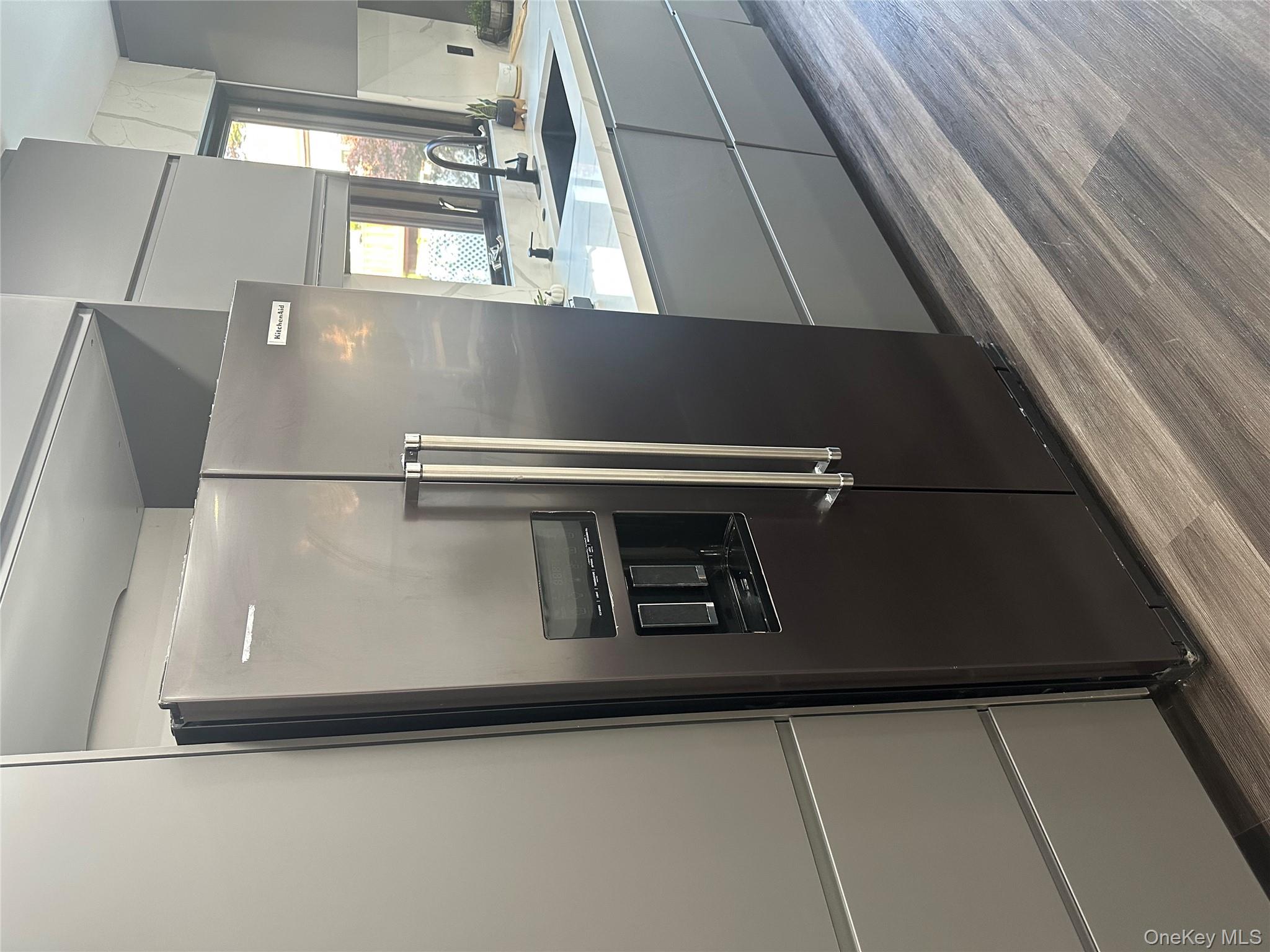 #12 photo, 5918 Delafield Avenue, Bronx , NY 10471