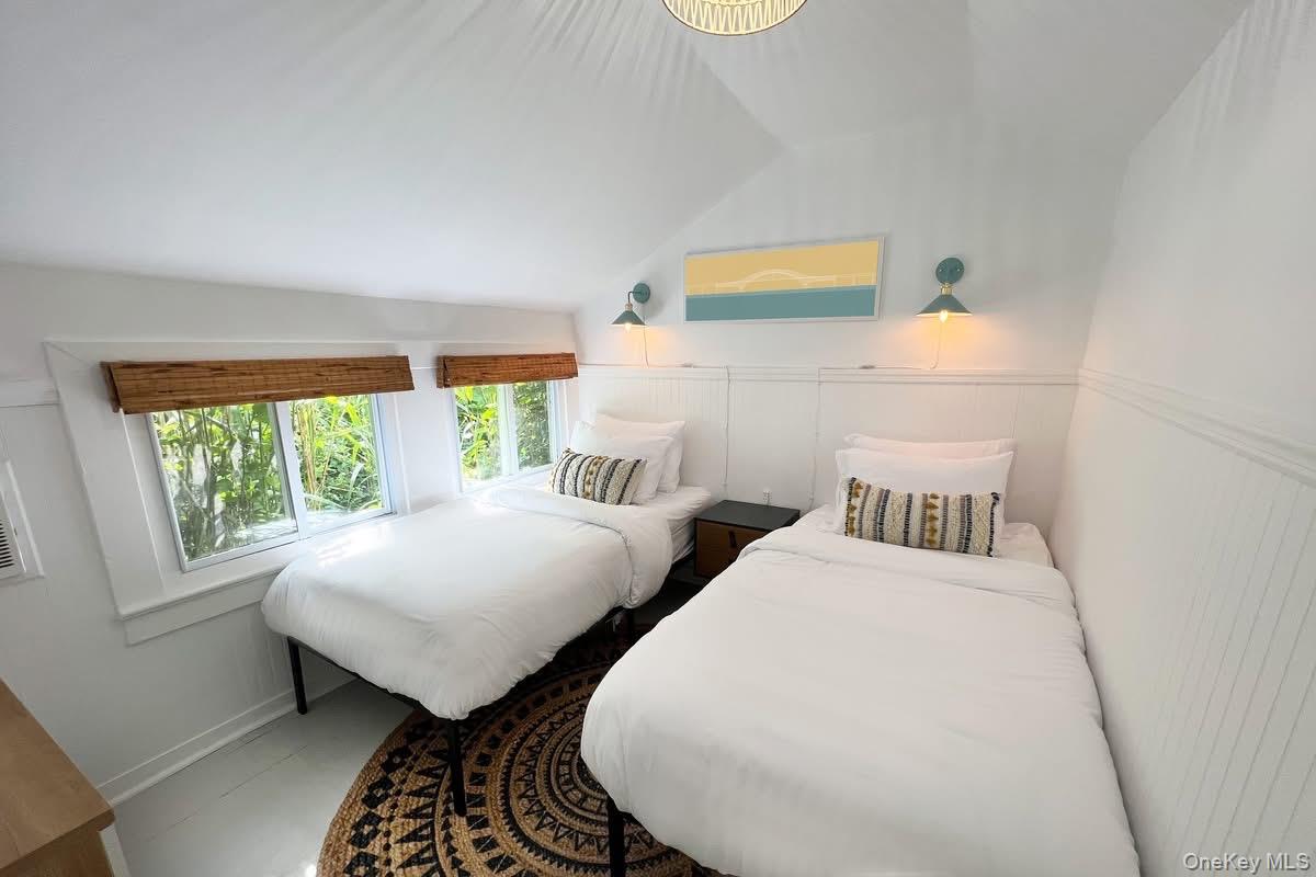 #16 photo, 4 Seneca Street, サフォーク郡 Ocean Beach , NY 11770