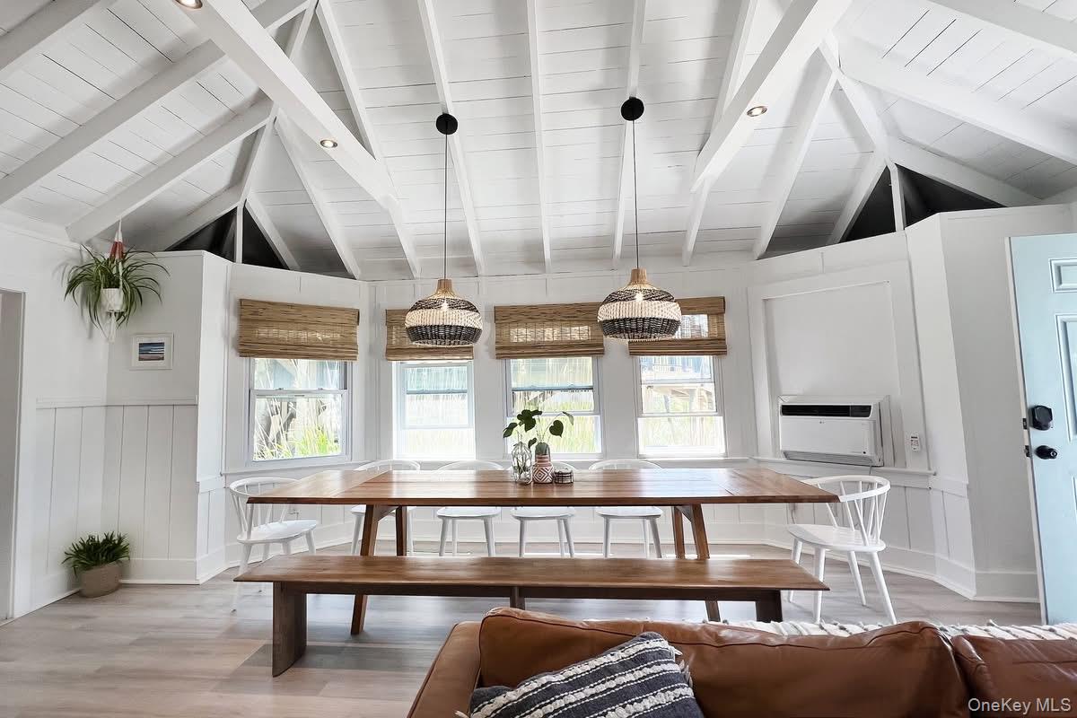 #5 photo, 4 Seneca Street, サフォーク郡 Ocean Beach , NY 11770