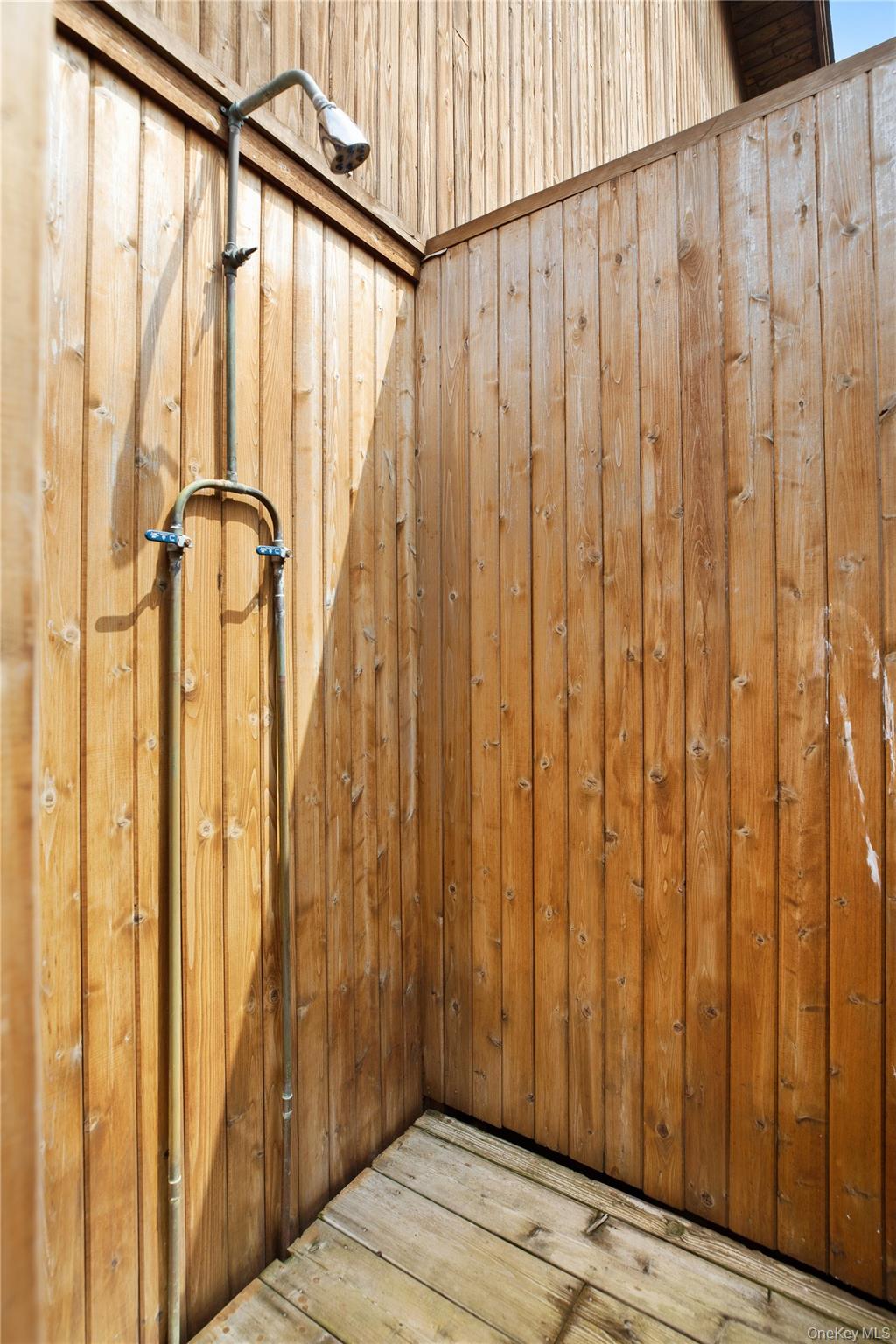 #19 photo, 26 Duneway Avenue, サフォーク郡 Seaview , NY 11770