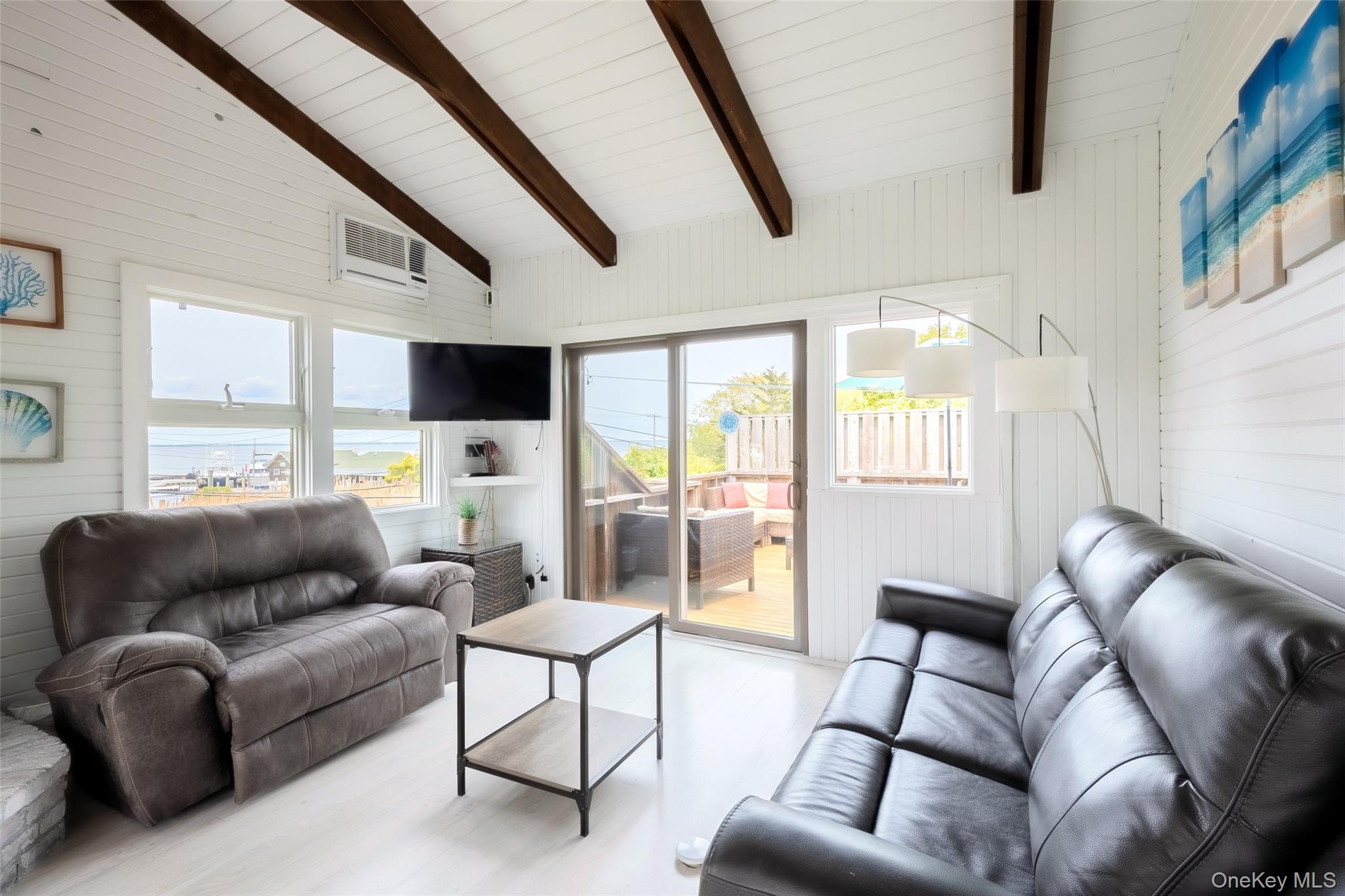 #4 photo, 26 Duneway Avenue, サフォーク郡 Seaview , NY 11770