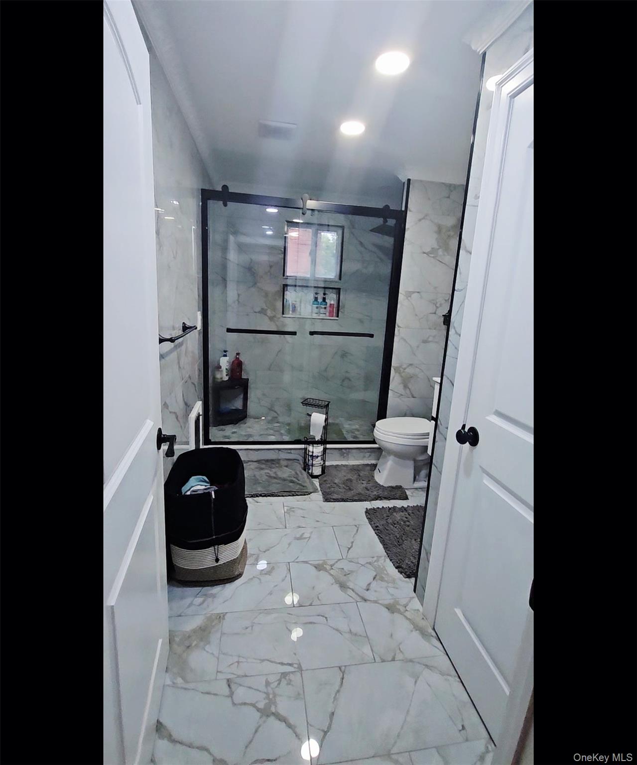 #18 photo, 127 Hempstead Avenue, Lynbrook , NY 11563