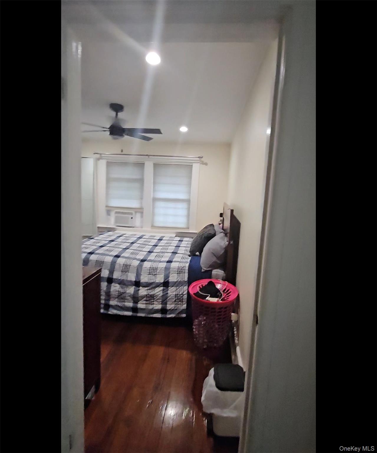 #20 photo, 127 Hempstead Avenue, Lynbrook , NY 11563