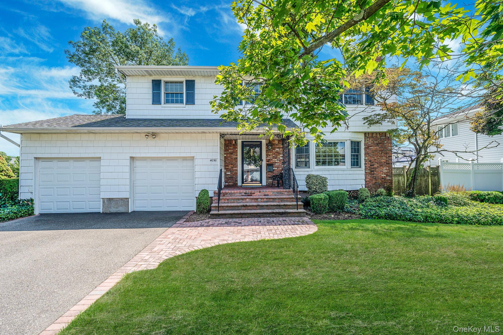 #1 photo, 4090 Sherrey Court, नासाउ काउंटी Seaford , NY 11783