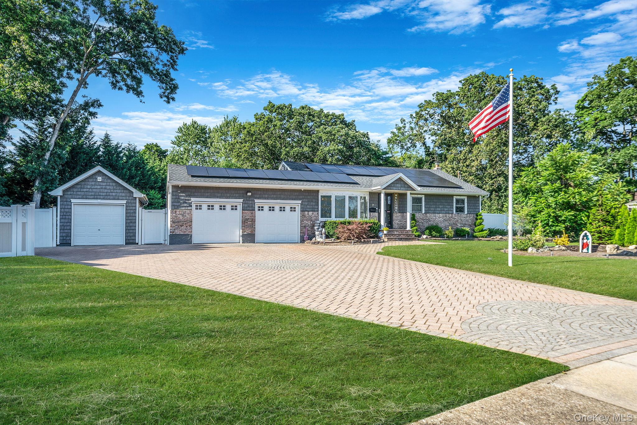 #1 photo, 7 Rosella Court, West Babylon , NY 11704