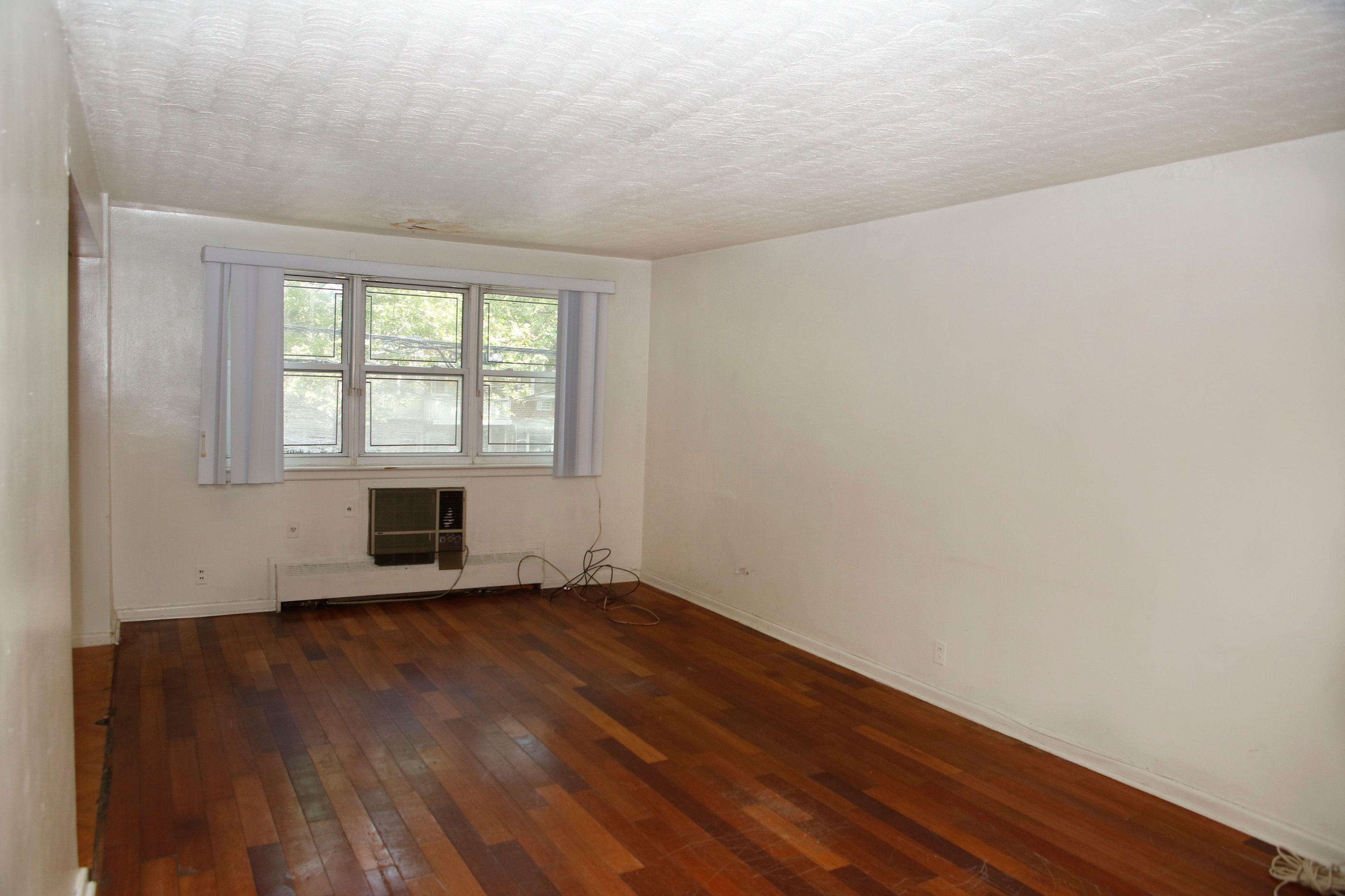 #4 photo, 1268 E 56th Street, ブルックリン区 Flatlands , NY 11234