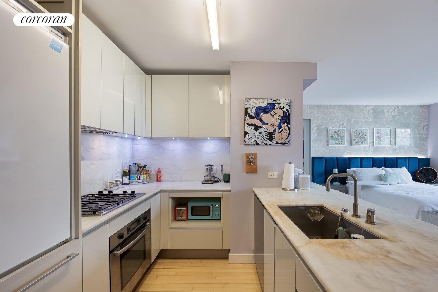 #4 photo, New York City, Hells Kitchen , NY 10019