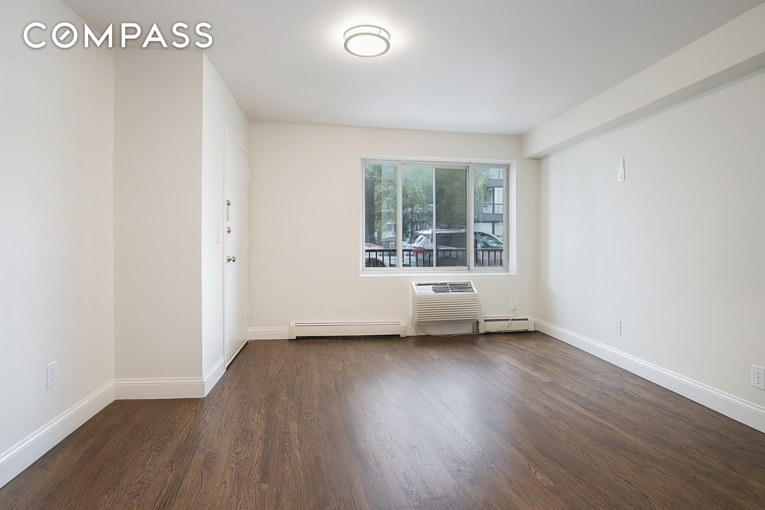 #9 photo, 187 Woodpoint Road, ブルックリン区 East Williamsburg , NY 11211