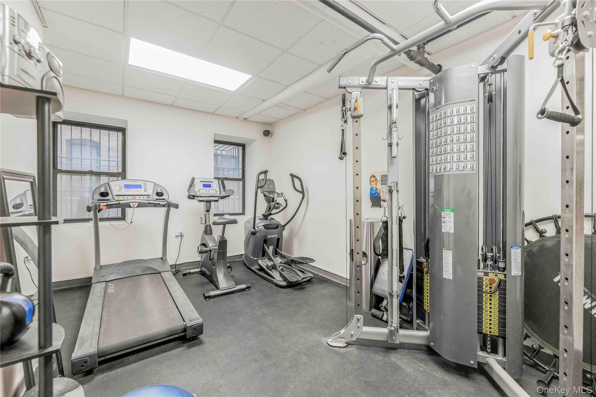 #10 photo, 15 Fort Washington Avenue, New York (Manhattan) , NY 10032