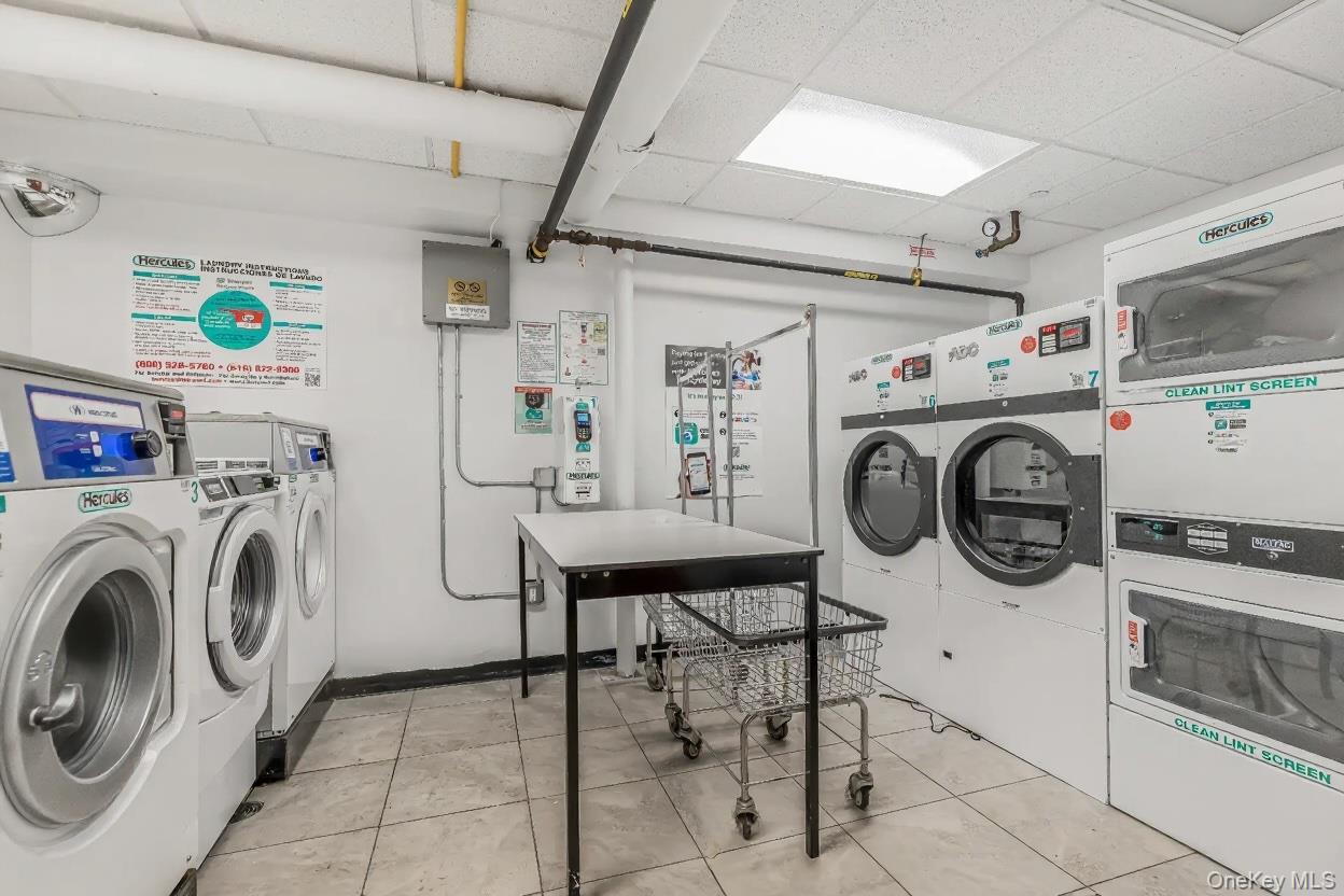 #13 photo, 15 Fort Washington Avenue, New York (Manhattan) , NY 10032