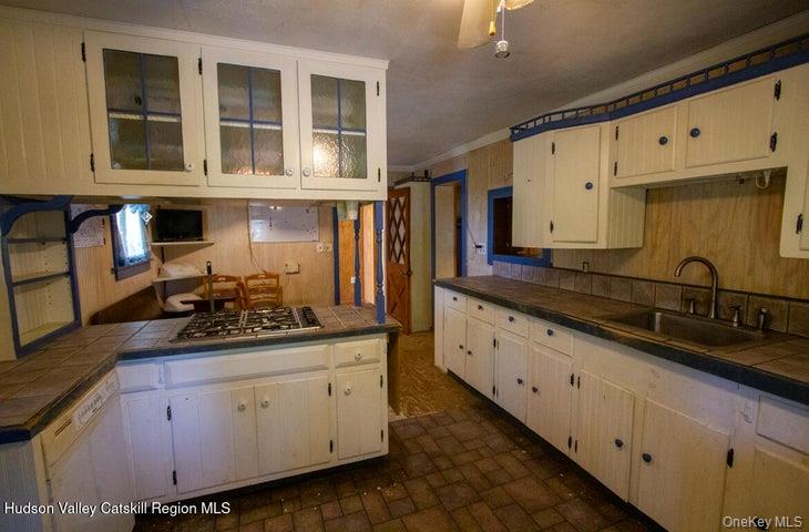 #11 photo, 3076 State Route 28, Shokan , NY 12481