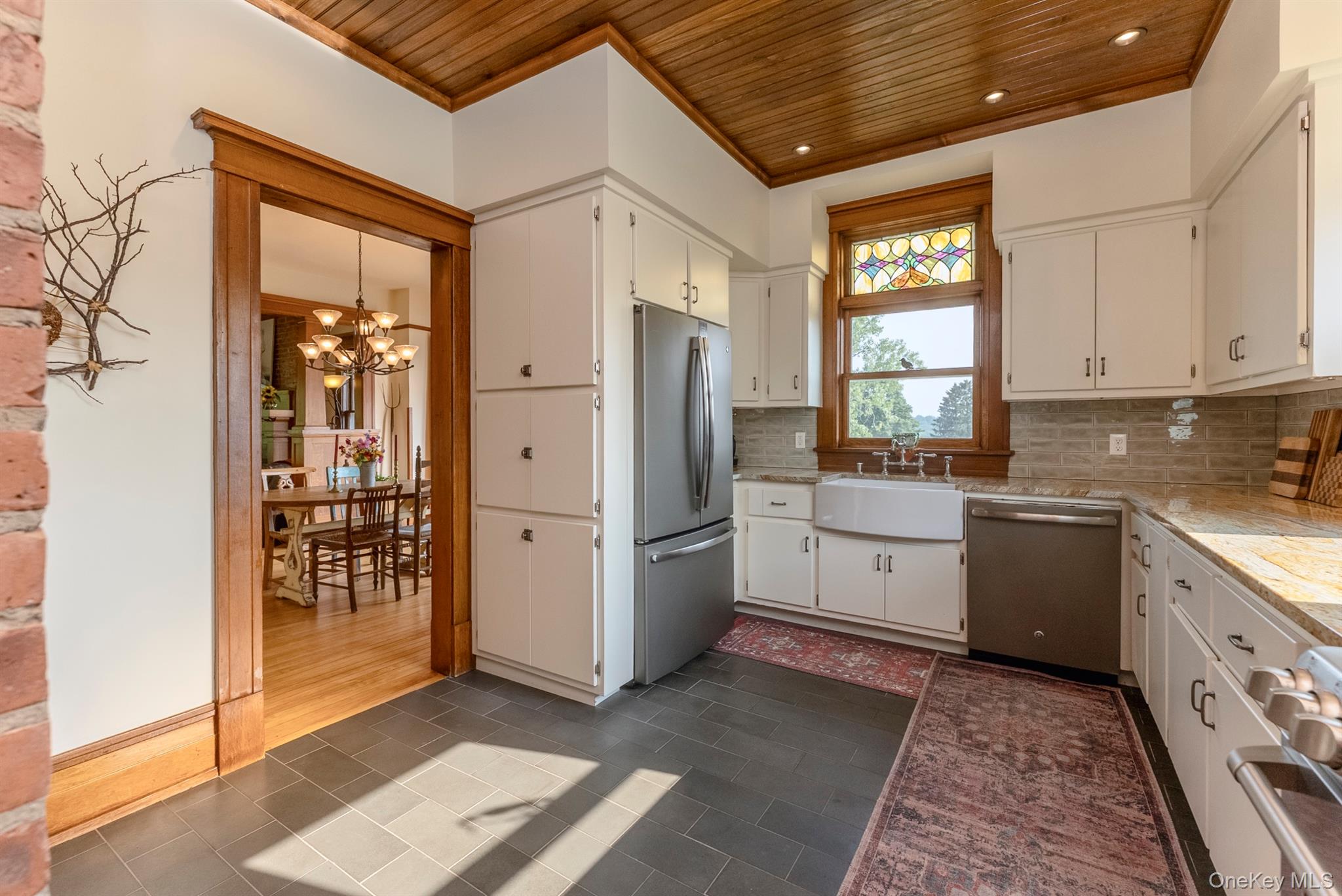 #16 photo, 108 Latham Circle, Saugerties , NY 12477