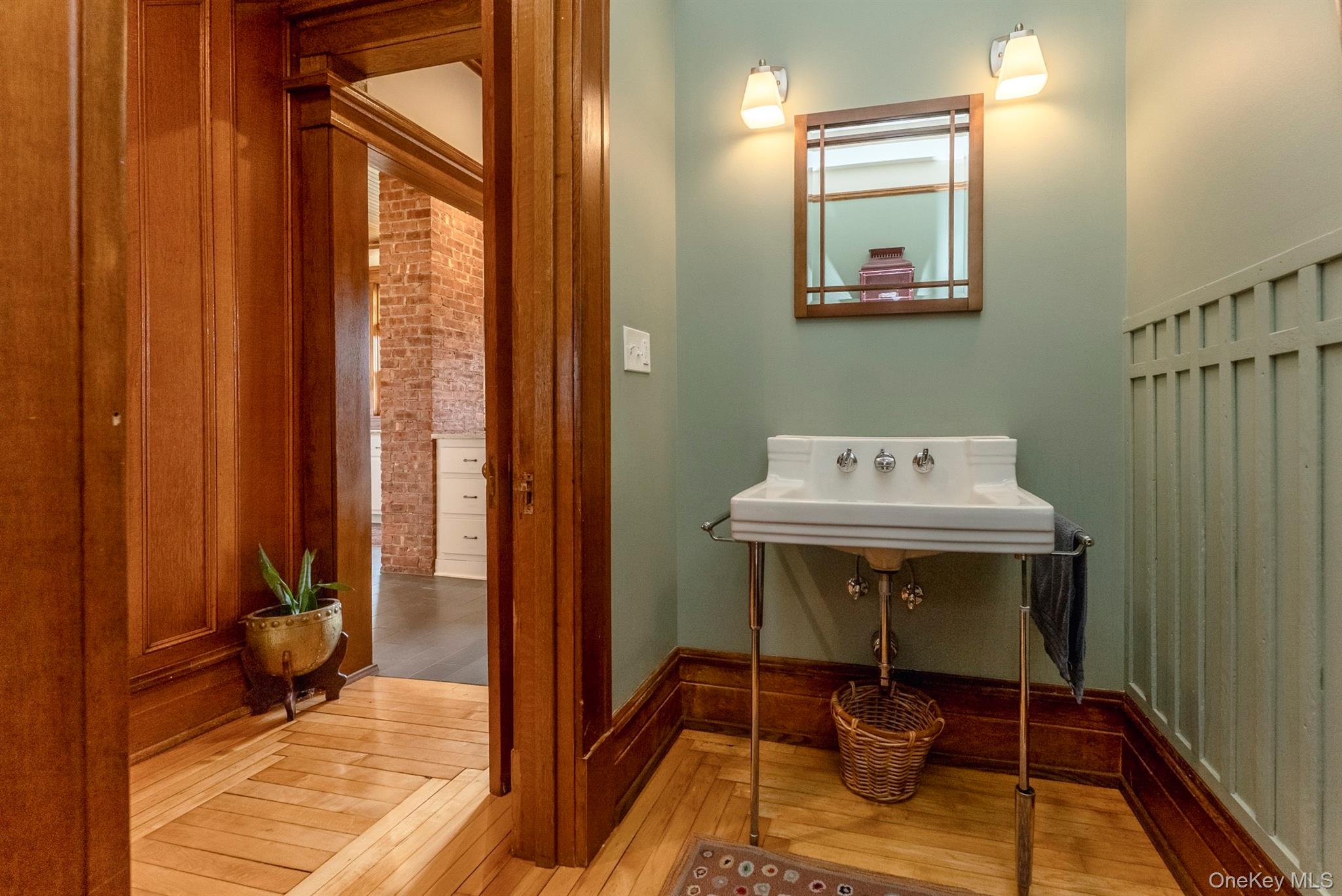 #19 photo, 108 Latham Circle, Saugerties , NY 12477