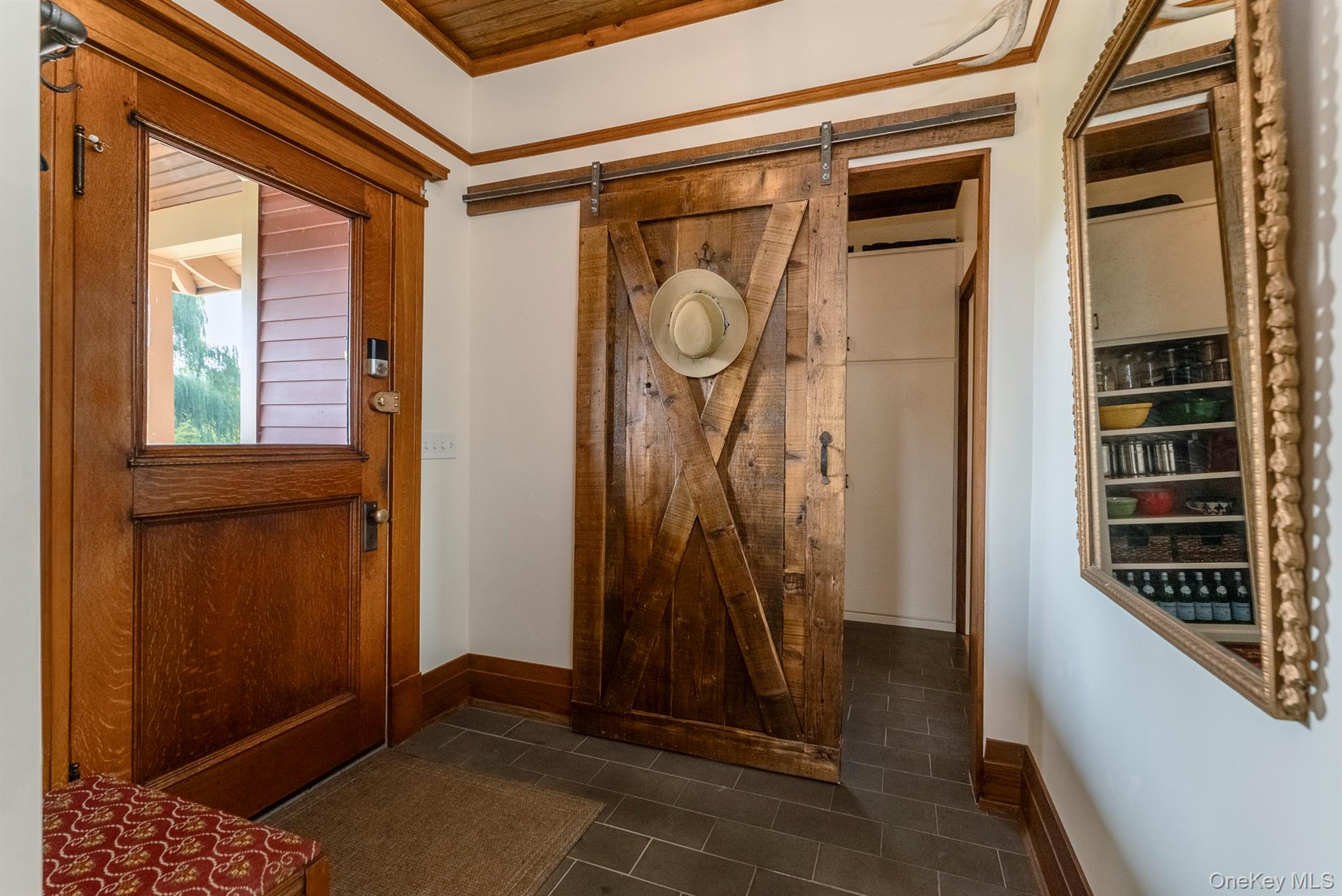 #20 photo, 108 Latham Circle, Saugerties , NY 12477