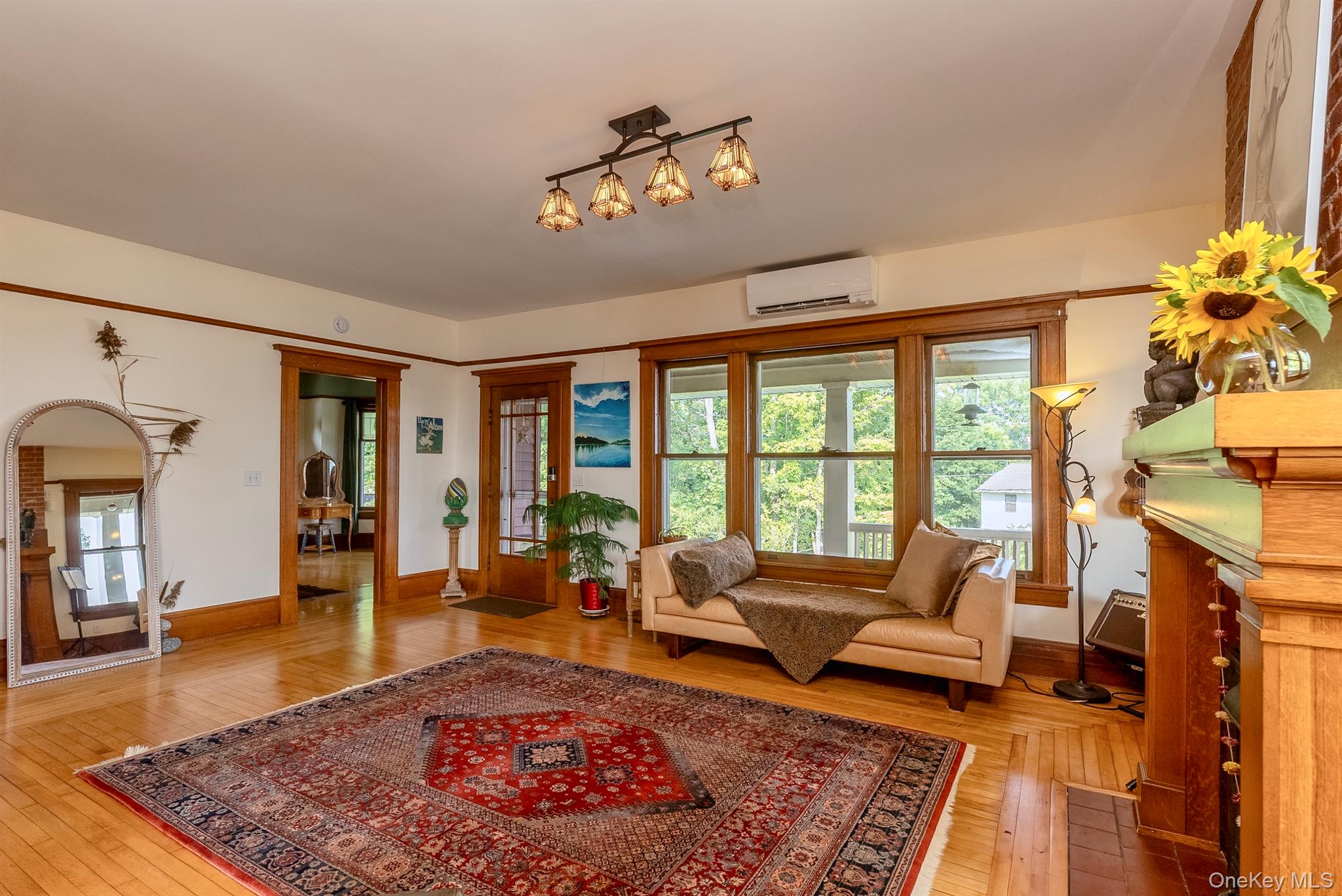 #5 photo, 108 Latham Circle, Saugerties , NY 12477