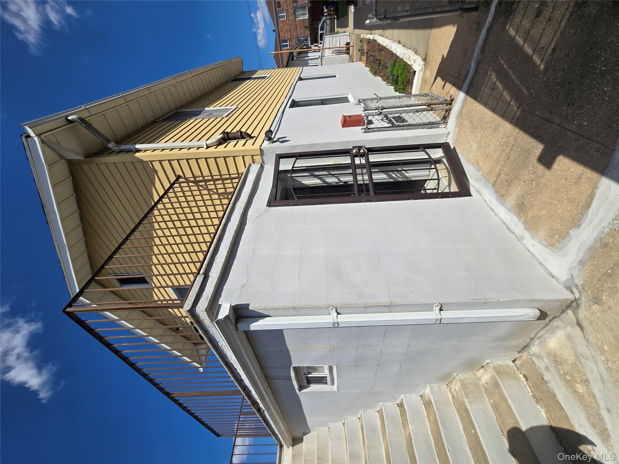 #1 photo, 551B Vincent Avenue, ブロンクス区 Bronx , NY 10465