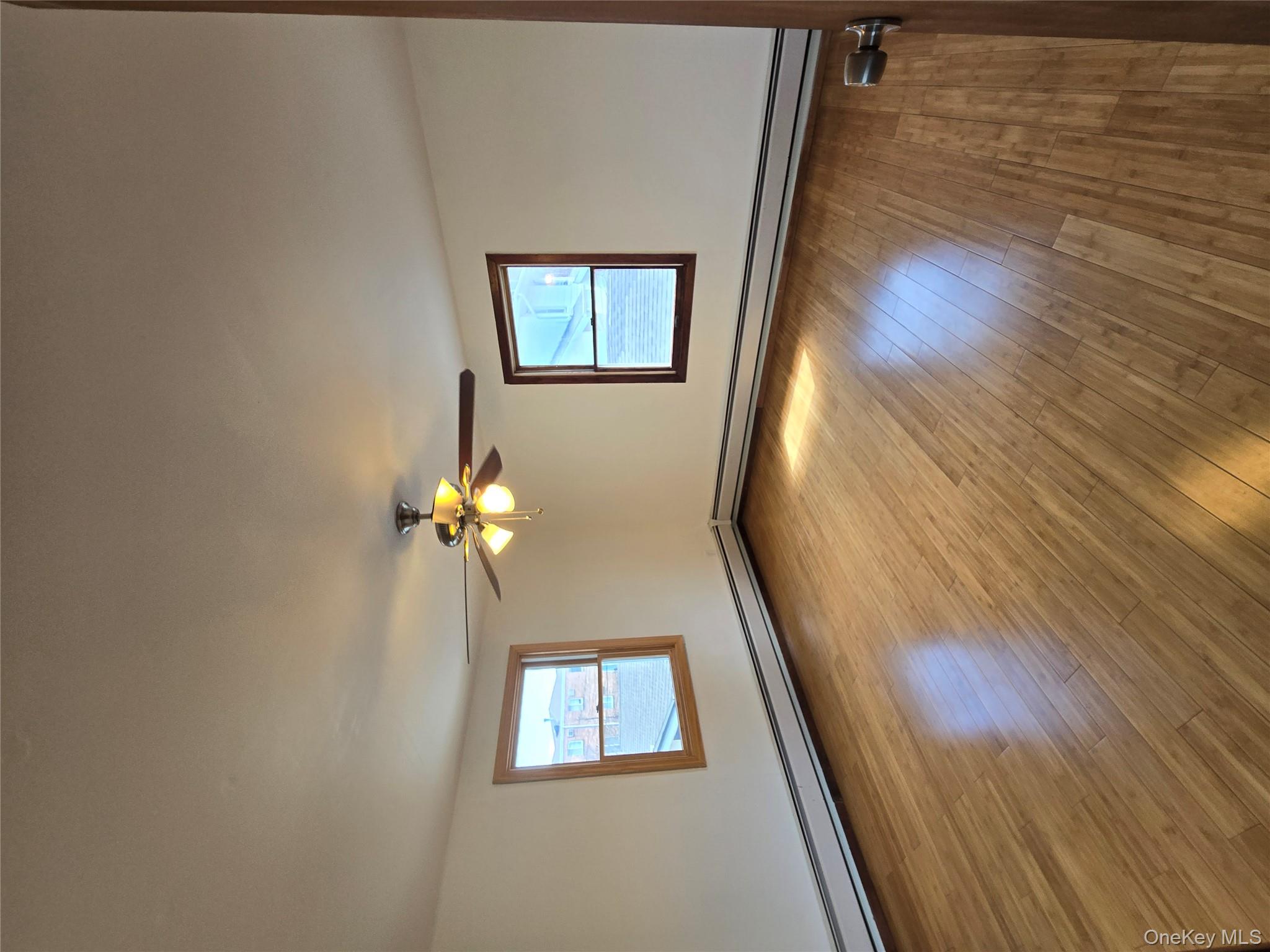 #2 photo, 551B Vincent Avenue, ブロンクス区 Bronx , NY 10465