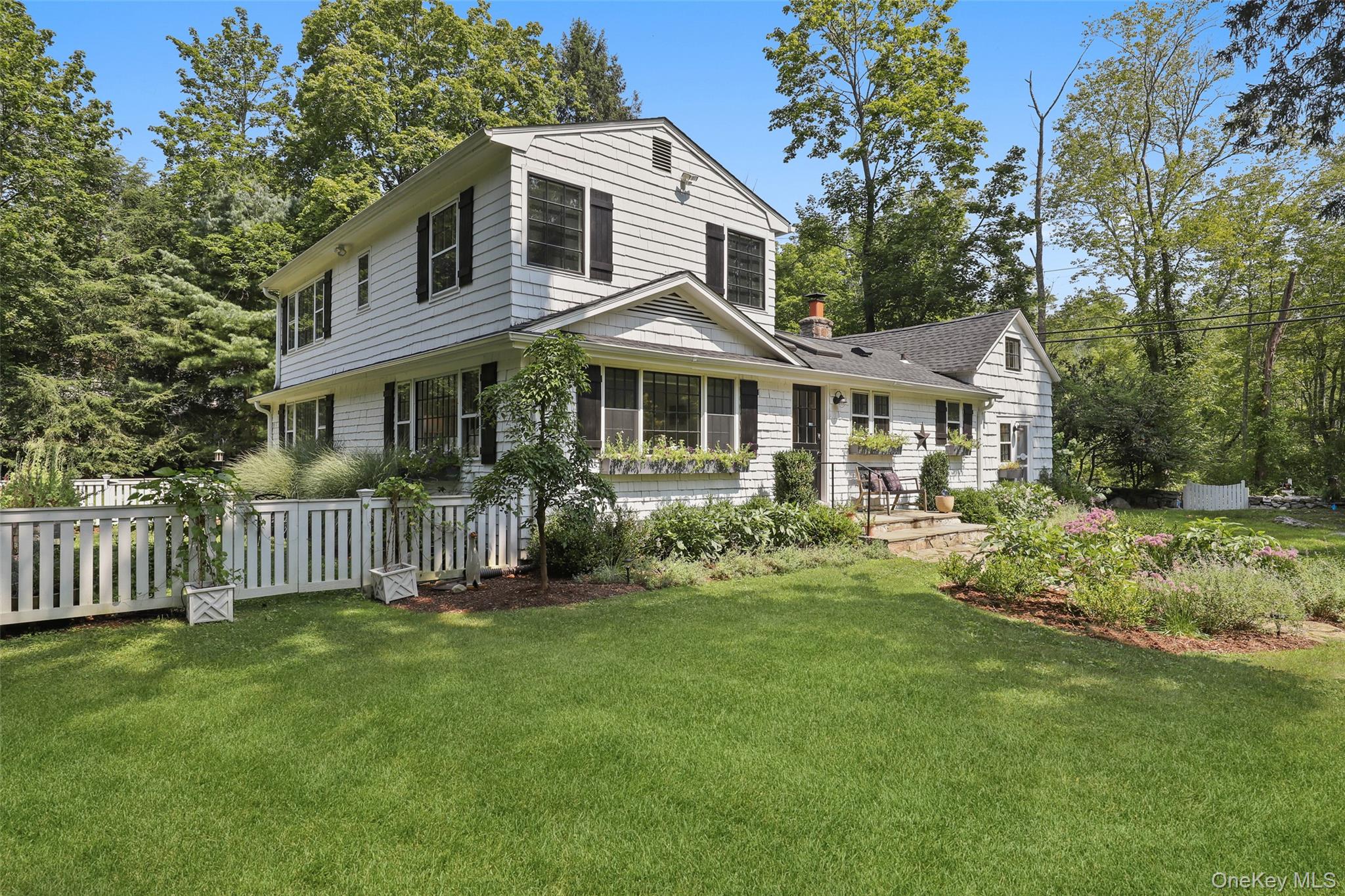 #1 photo, 160 Barnegat Road, Pound Ridge , NY 10576